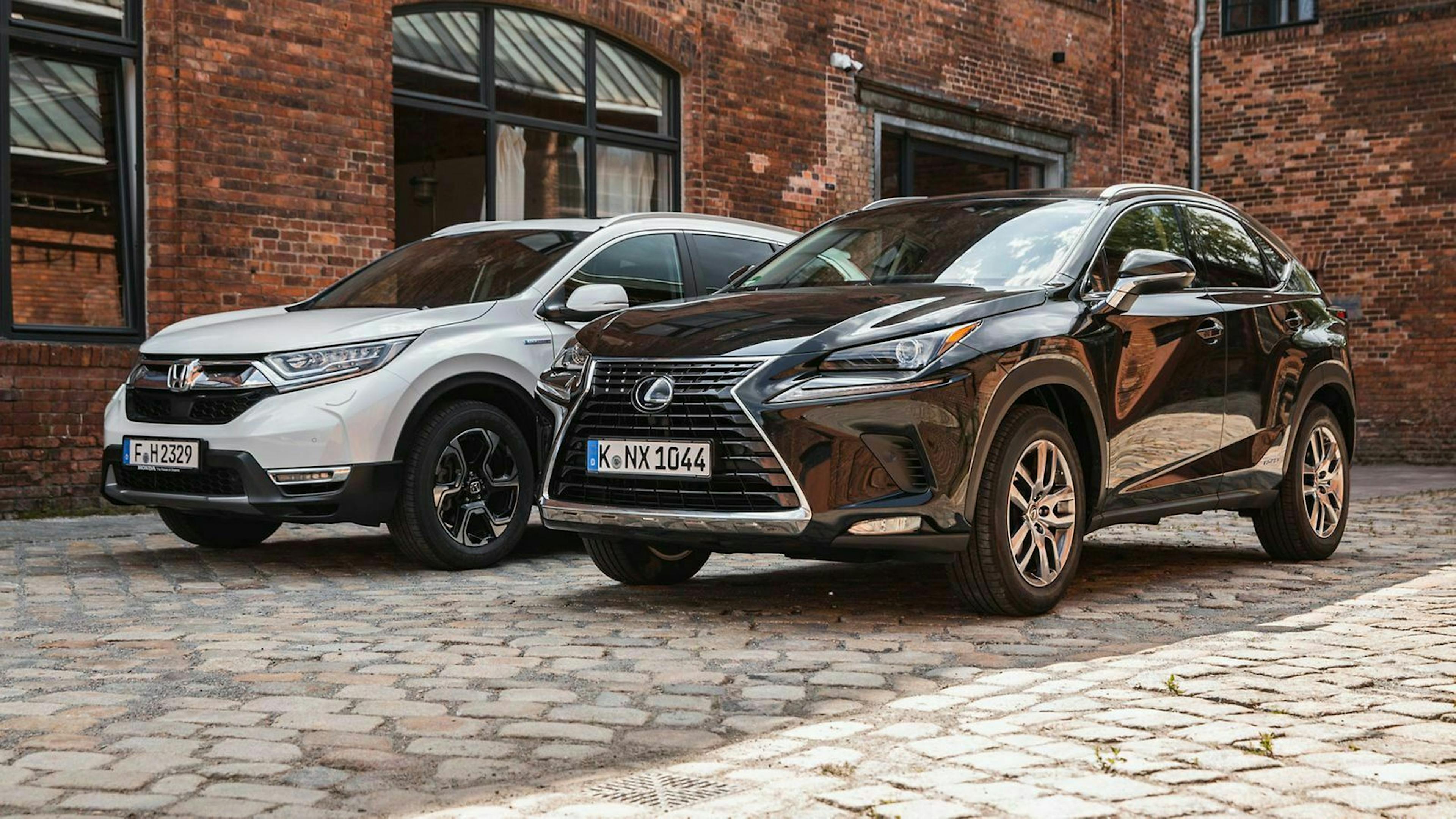 Honda CR-V Hybrid und Lexus NX 300h im Vergleich