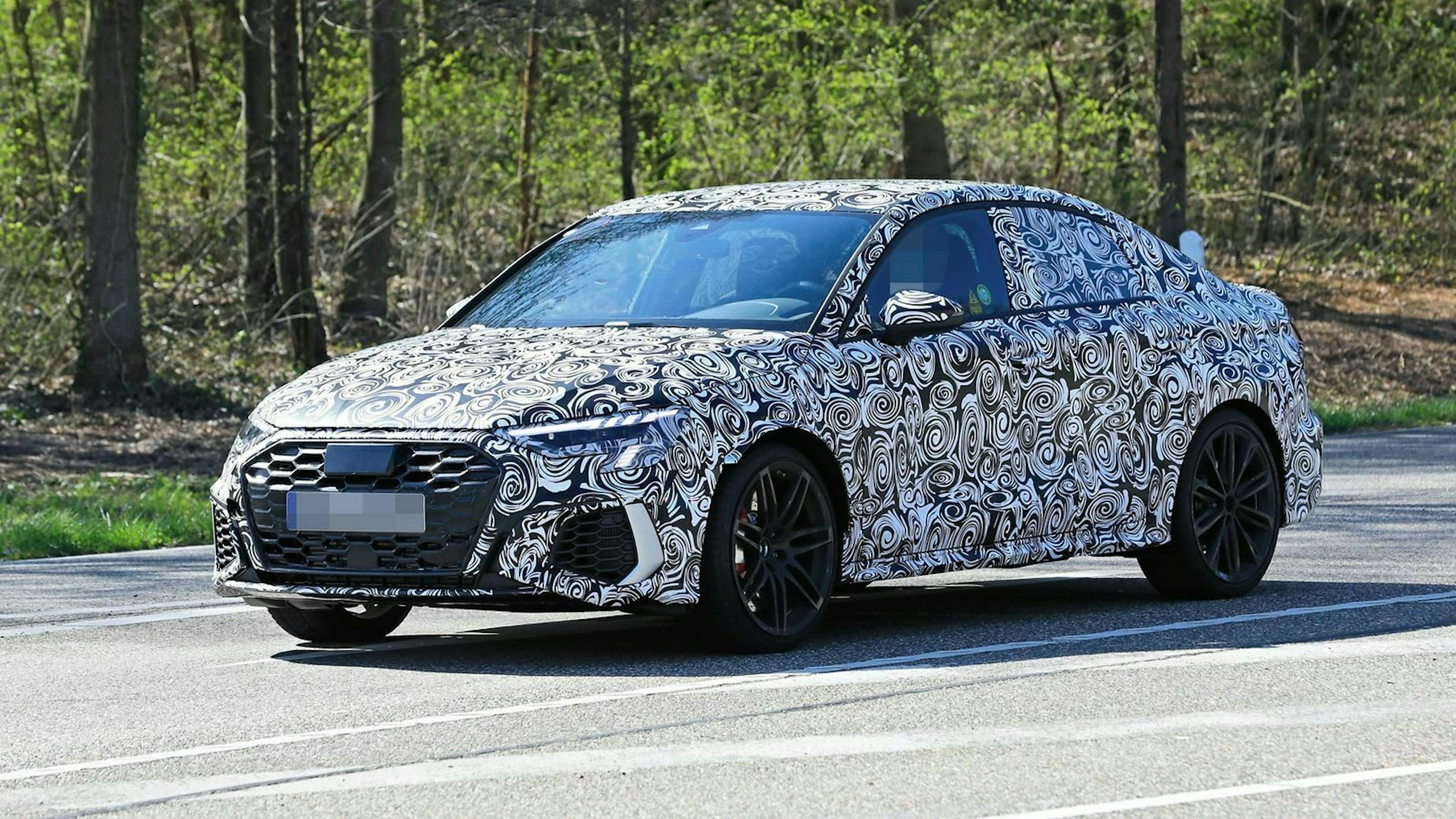 Audi RS3 Erlkönig 2