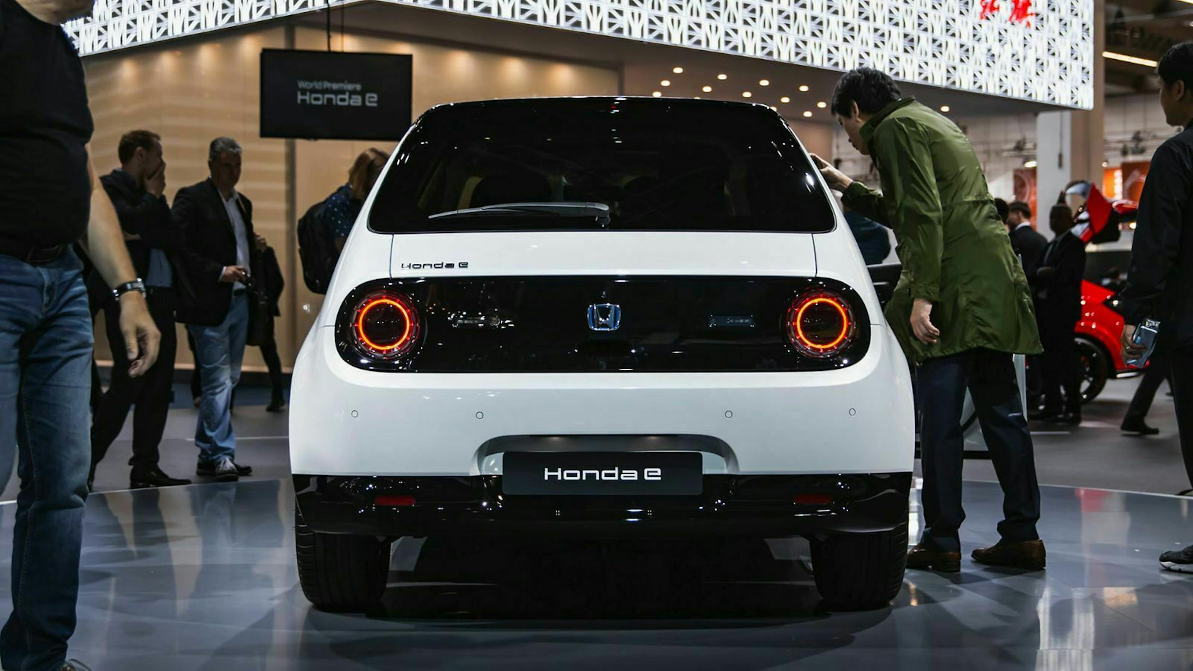 Zur Reichweite erklärt Honda "Mehr als als 220 Kilometer". Der Mini schafft 235 bis 270 Kilometer