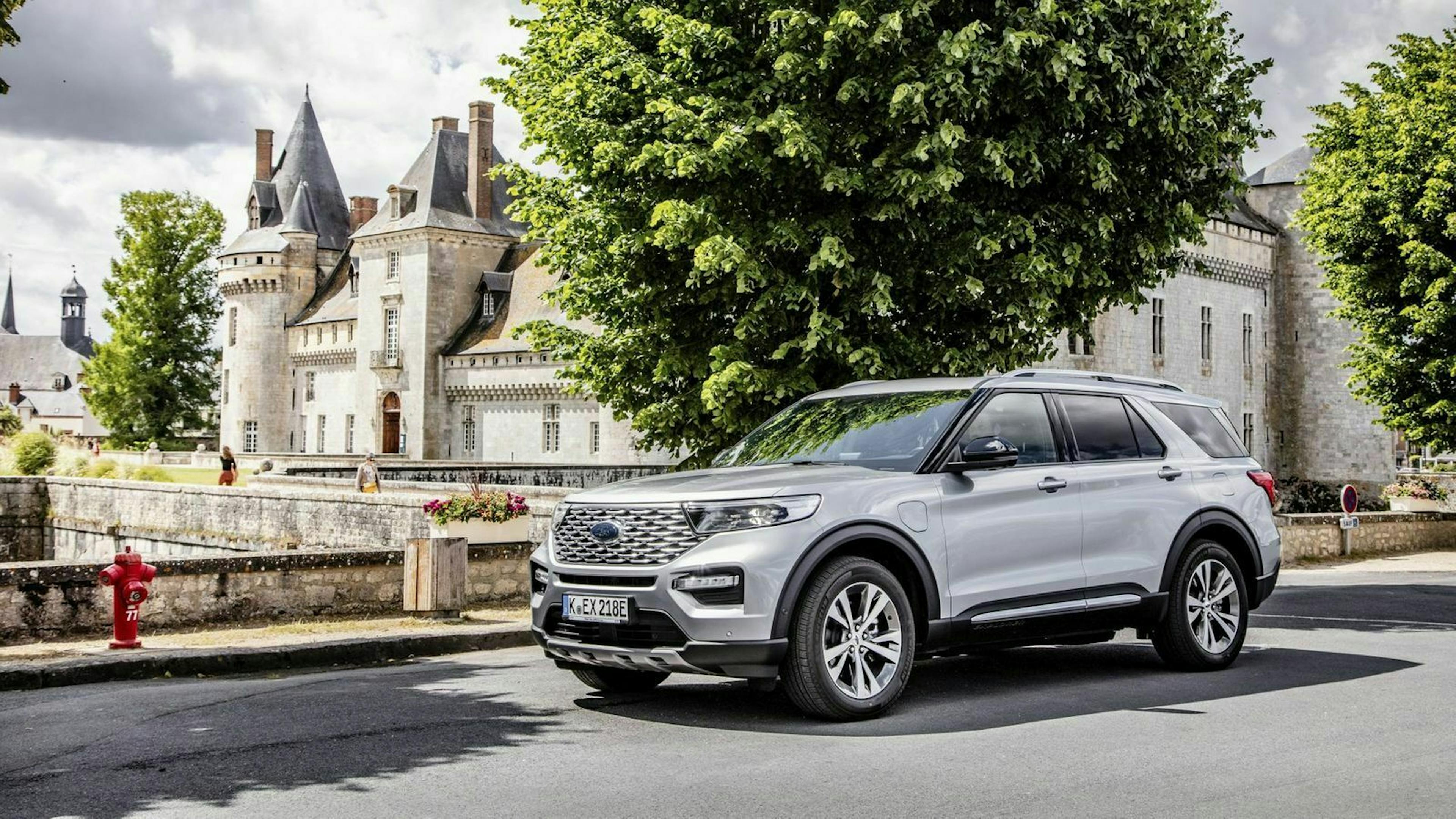 Ford Explorer Dreiviertel-Frontansicht