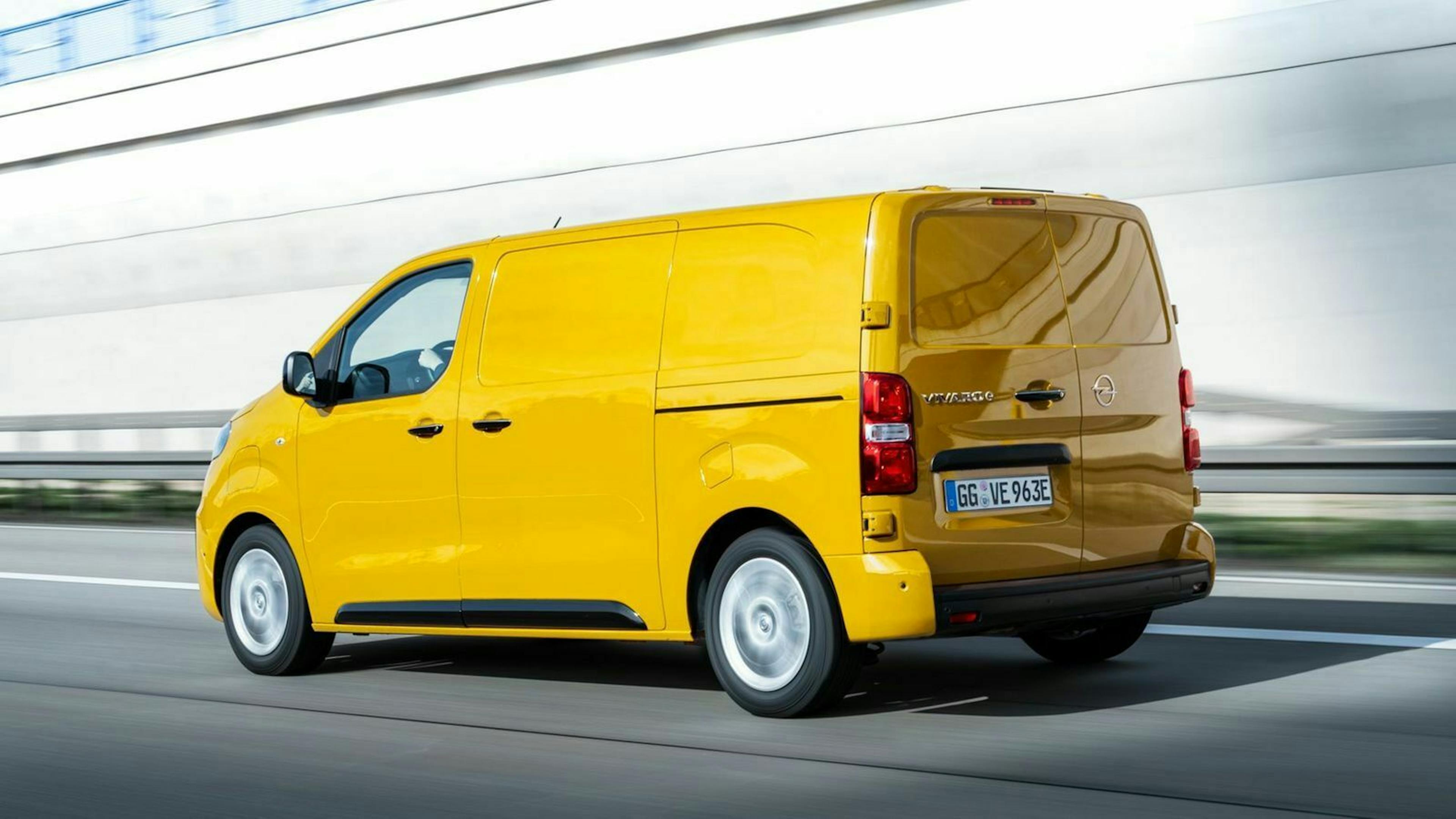 Opel-Vivaro-e-511684