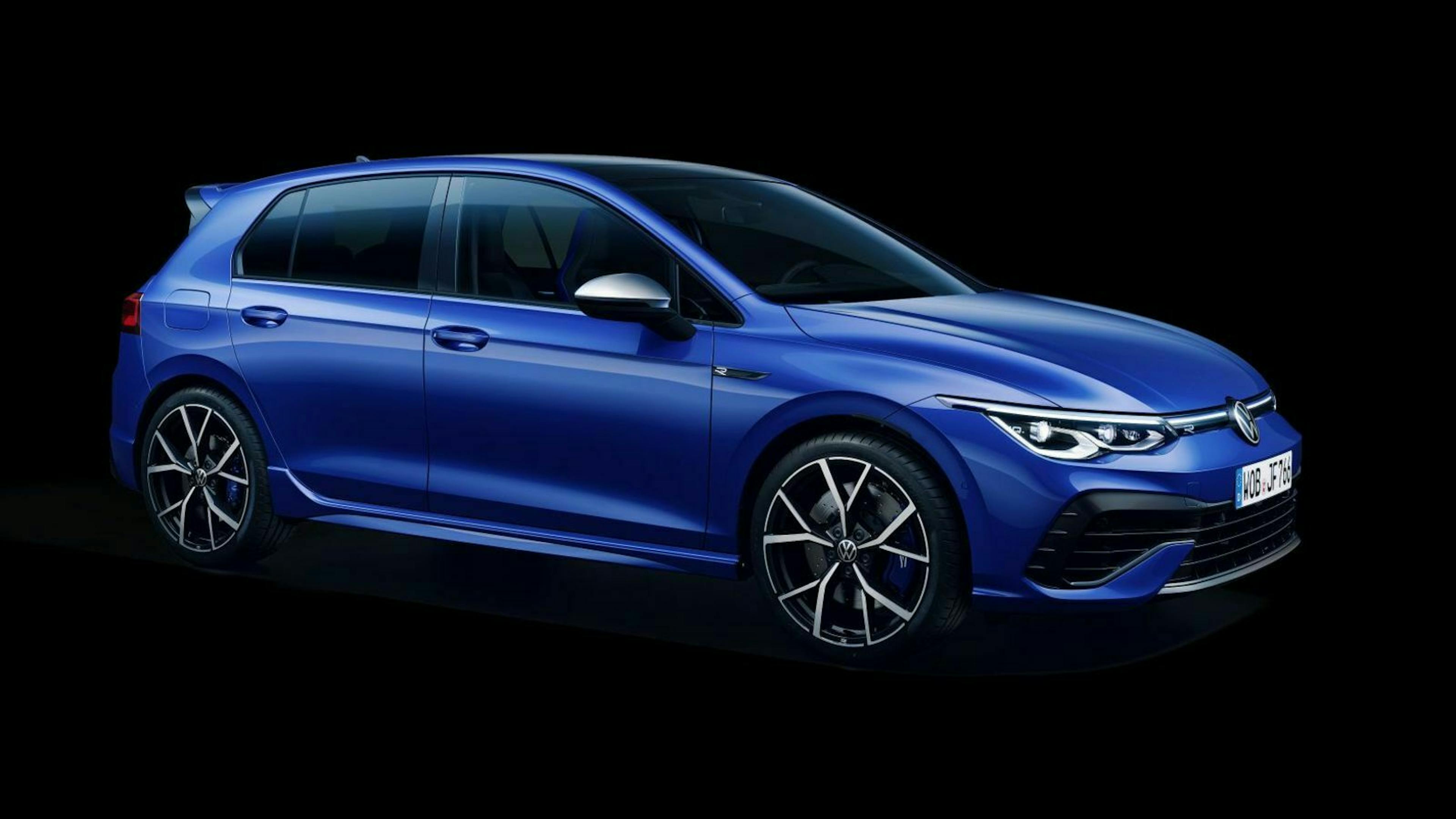 Zu sehen ist der VW Golf 8 R