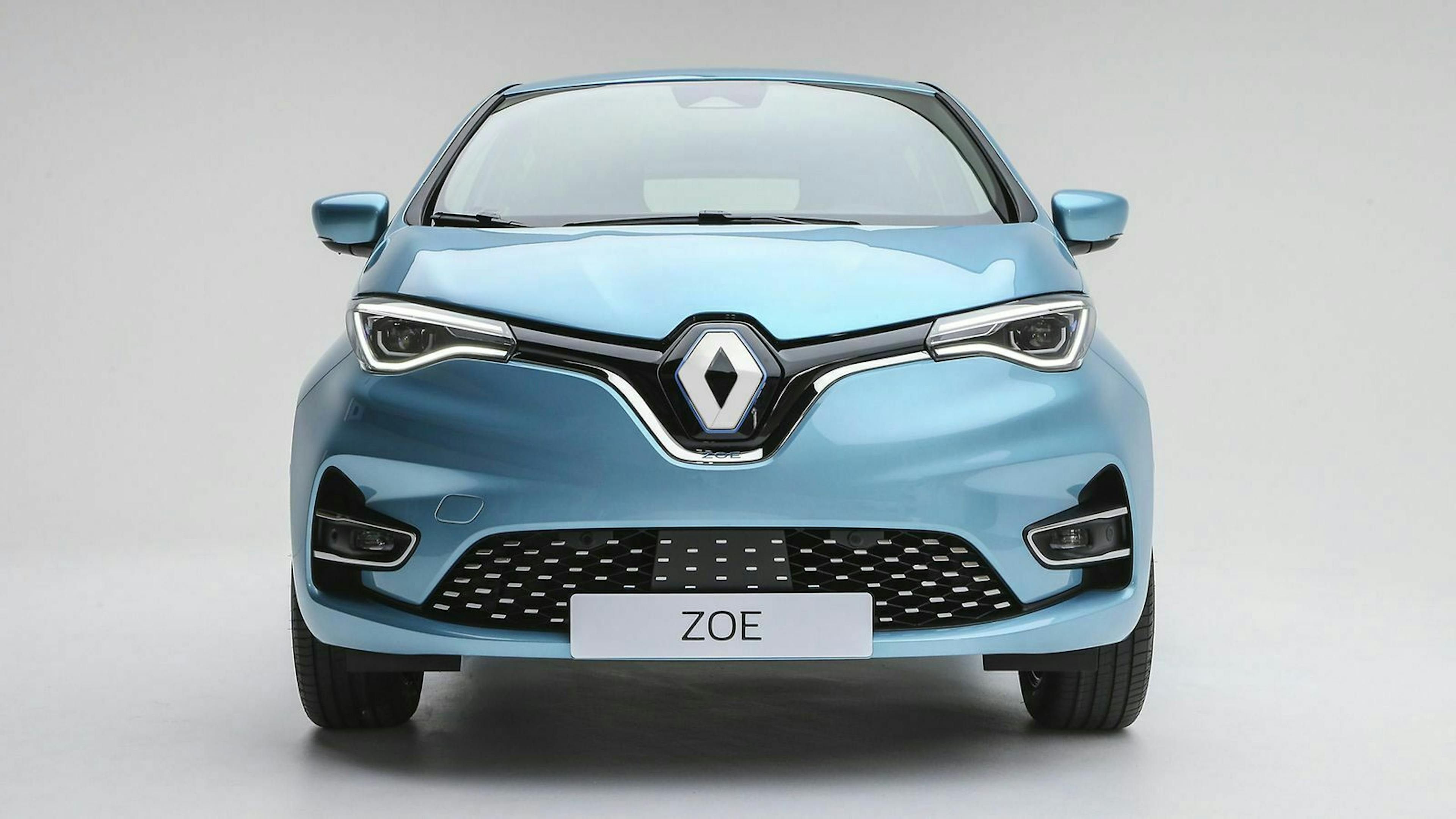 Den vorherigen Einstiegsakku mit 22 kWh nimmt Renault mit dem Facelift aus dem Programm