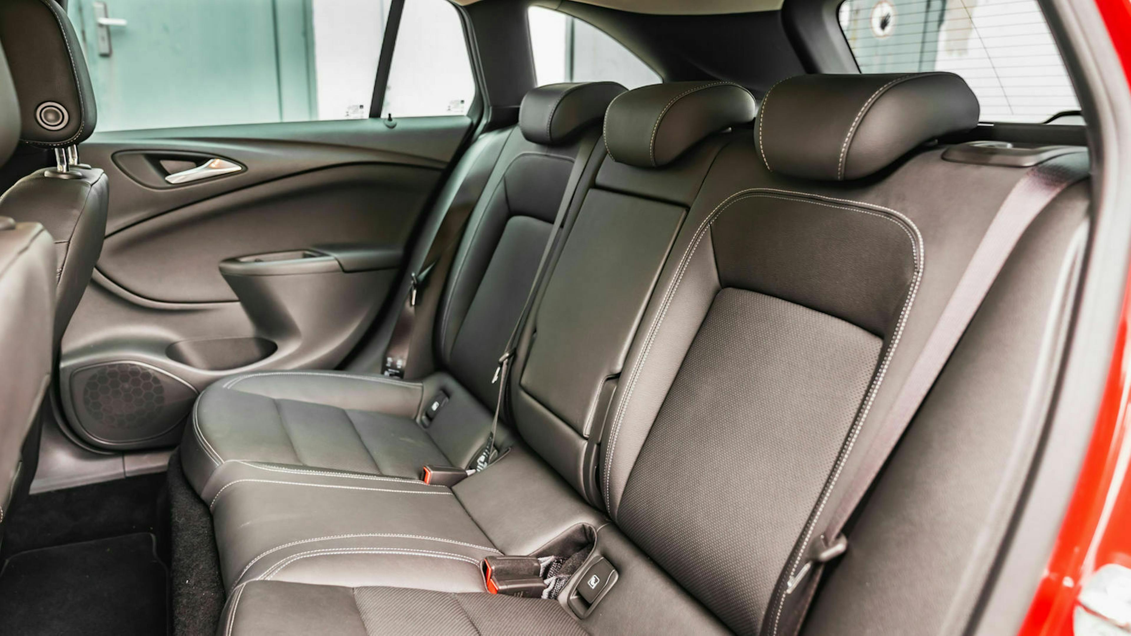 Opel_Astra_Sports_Tourer_Test_17