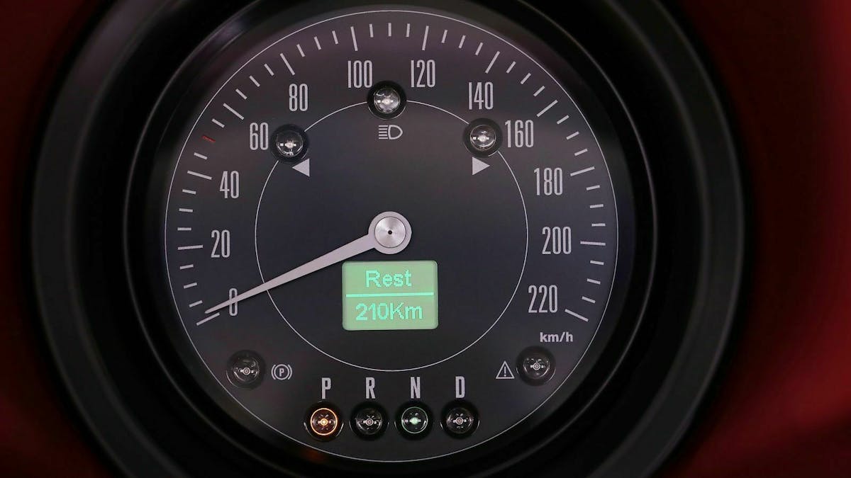 Der VW E-Käfer erreicht eine Höchstgeschwindigkeit von 150 km/h