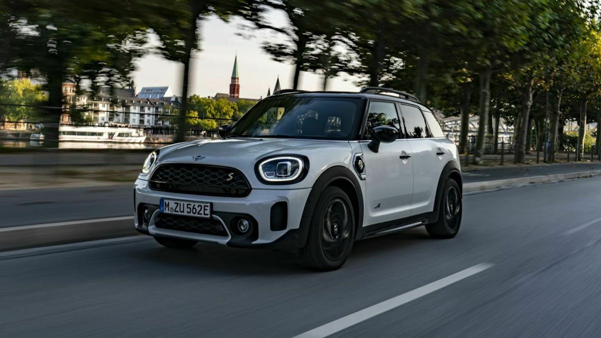 Mini Cooper SE Countryman Dreiviertel-Frontansicht