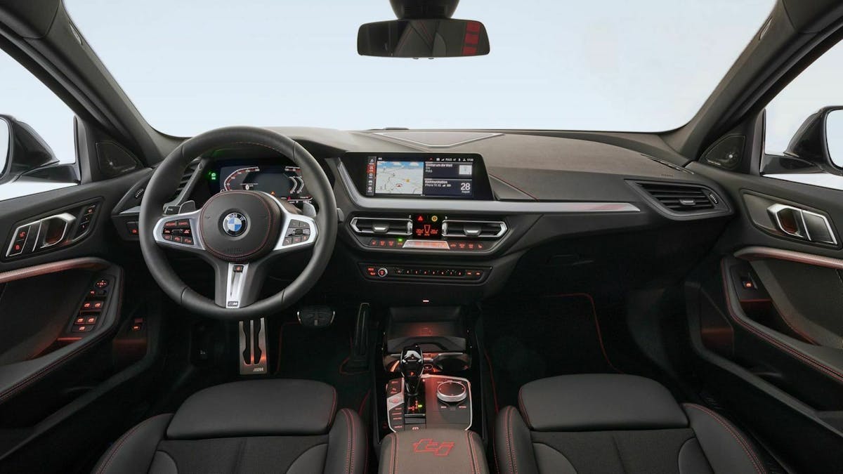 Der Innenraum des BMW 128ti