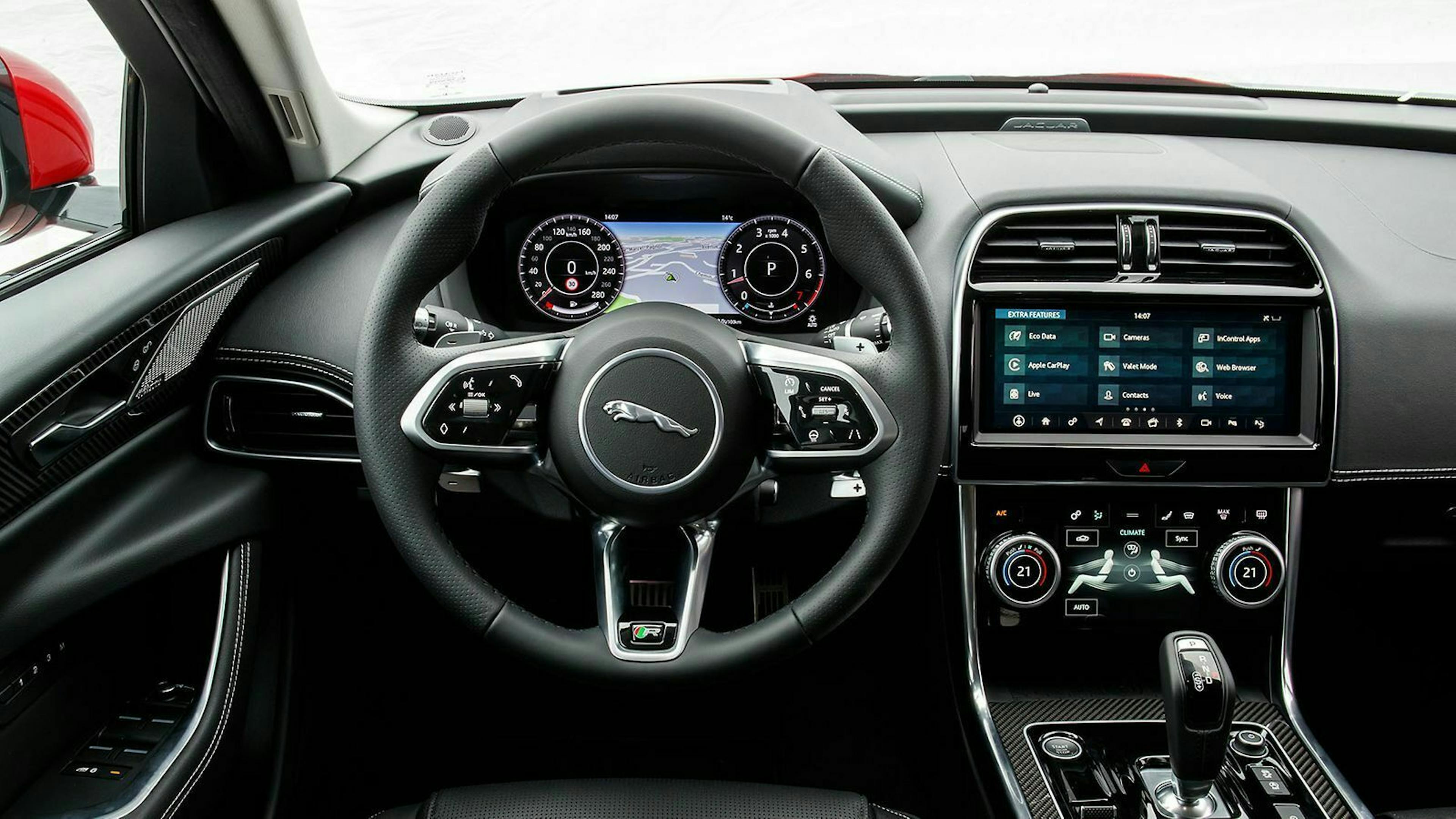 Das Infotainmentsystem übernimmt die britische Limousine Jaguar XE aus dem I-Pace