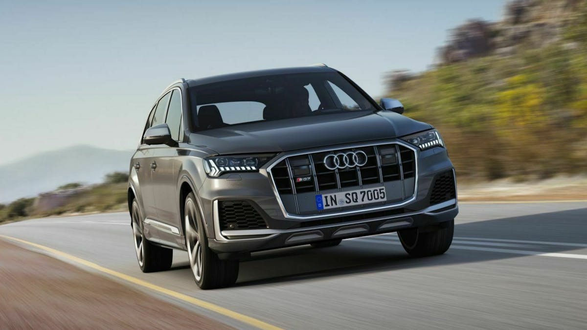 Zu sehen ist der Audi SQ7 TDI, fahrend