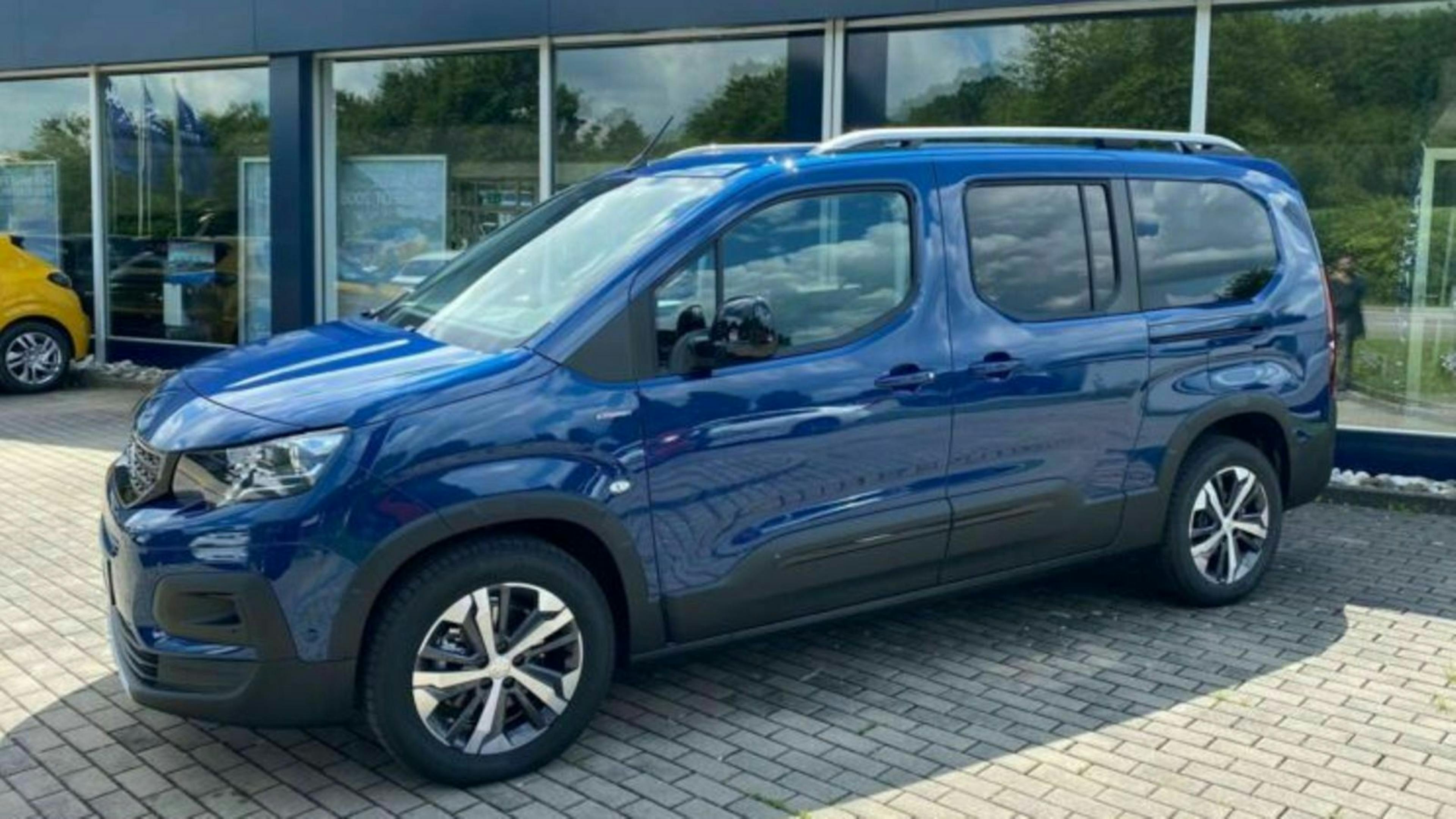 PB Peugeot Rifter Seitenansicht