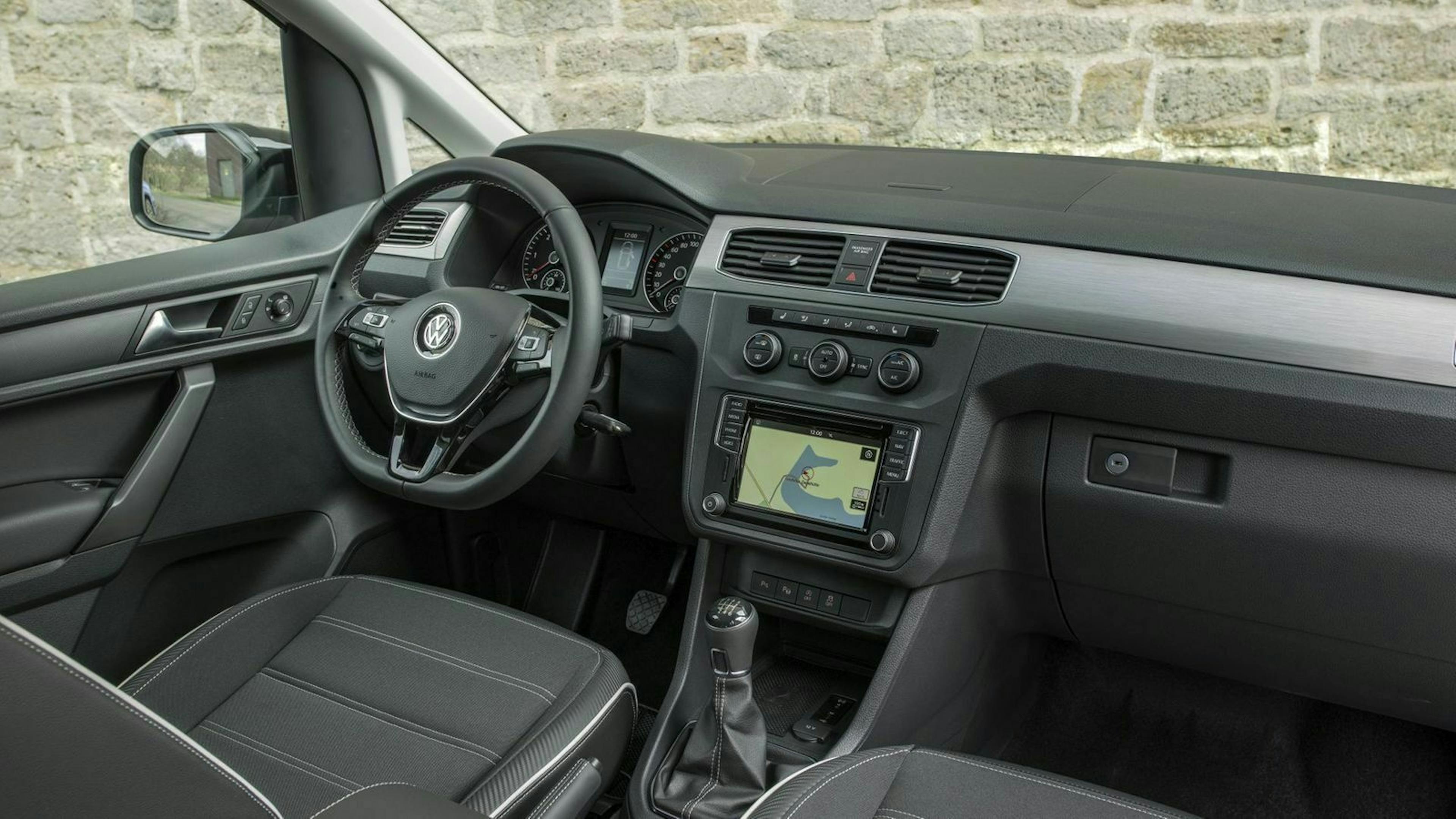 VW Caddy Cockpit