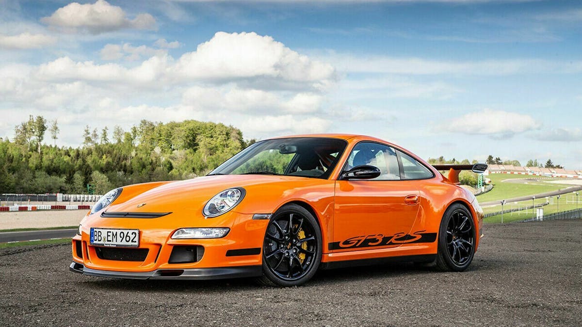 Bei GT3-Modellen der Baujahre 2006 bis 2009 können Probleme mit der Traktionskontrolle und Fahrwerksregelung auftreten