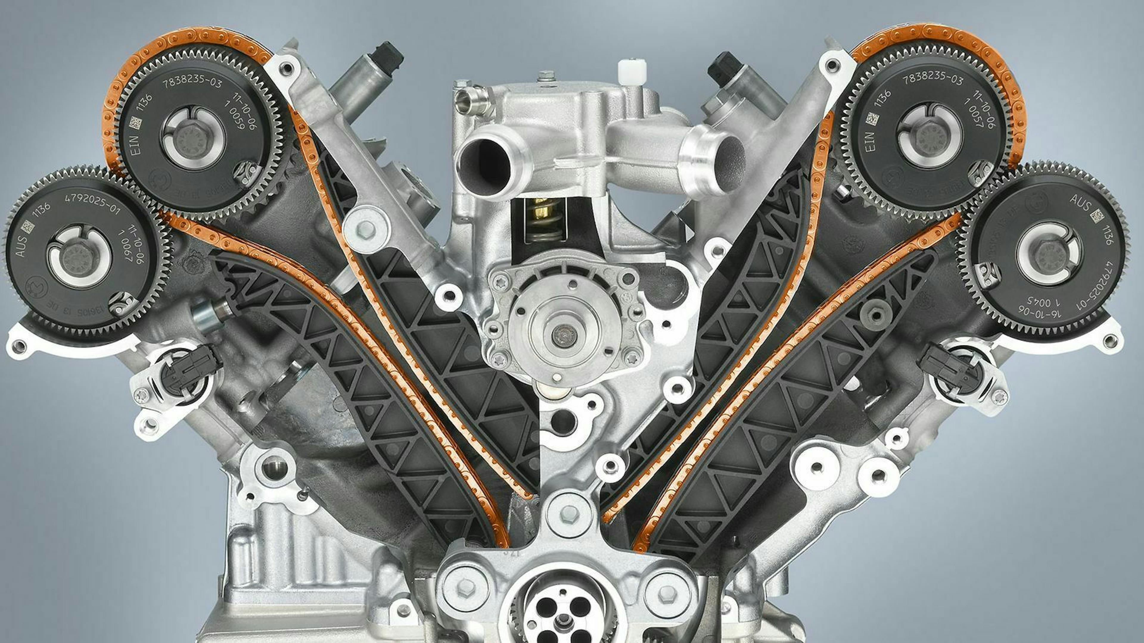 Steuerkette in BMW V-Achtzylinder-Motor