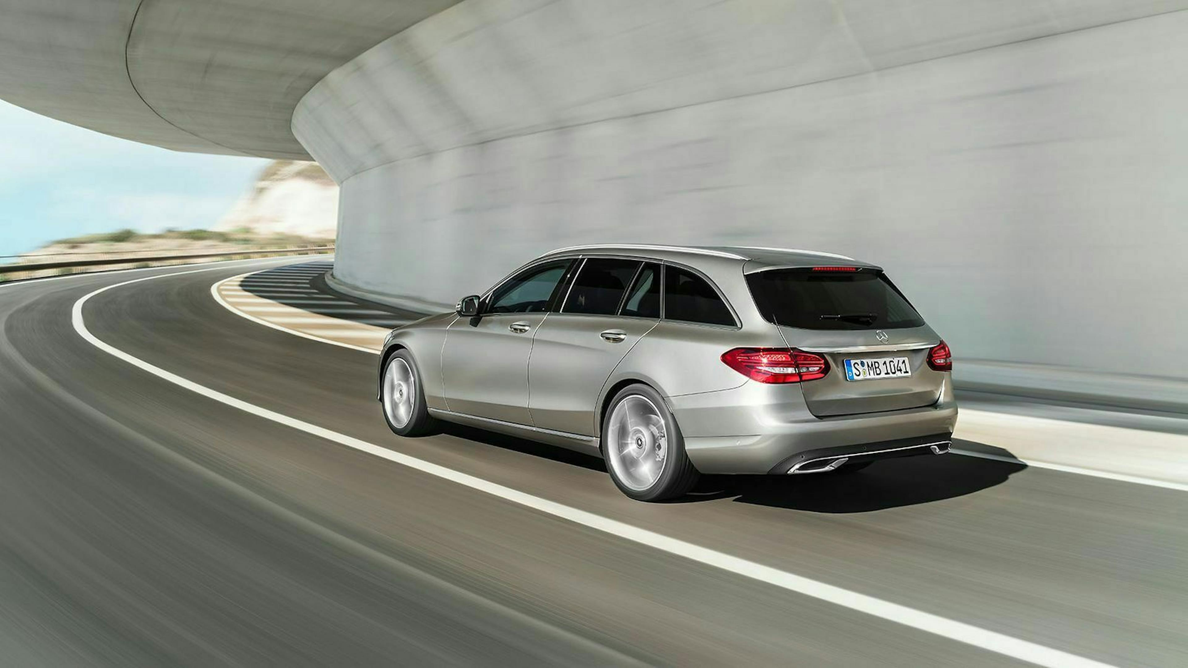 Seit dem Facelift gibt es weniger Kofferraumvolumen im T-Modell. Zwischen 460 und 1.480 Liter lädt das Facelift-Modell