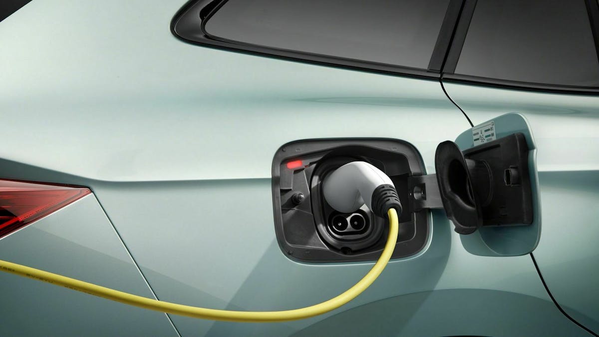 Enyaq_green_charging