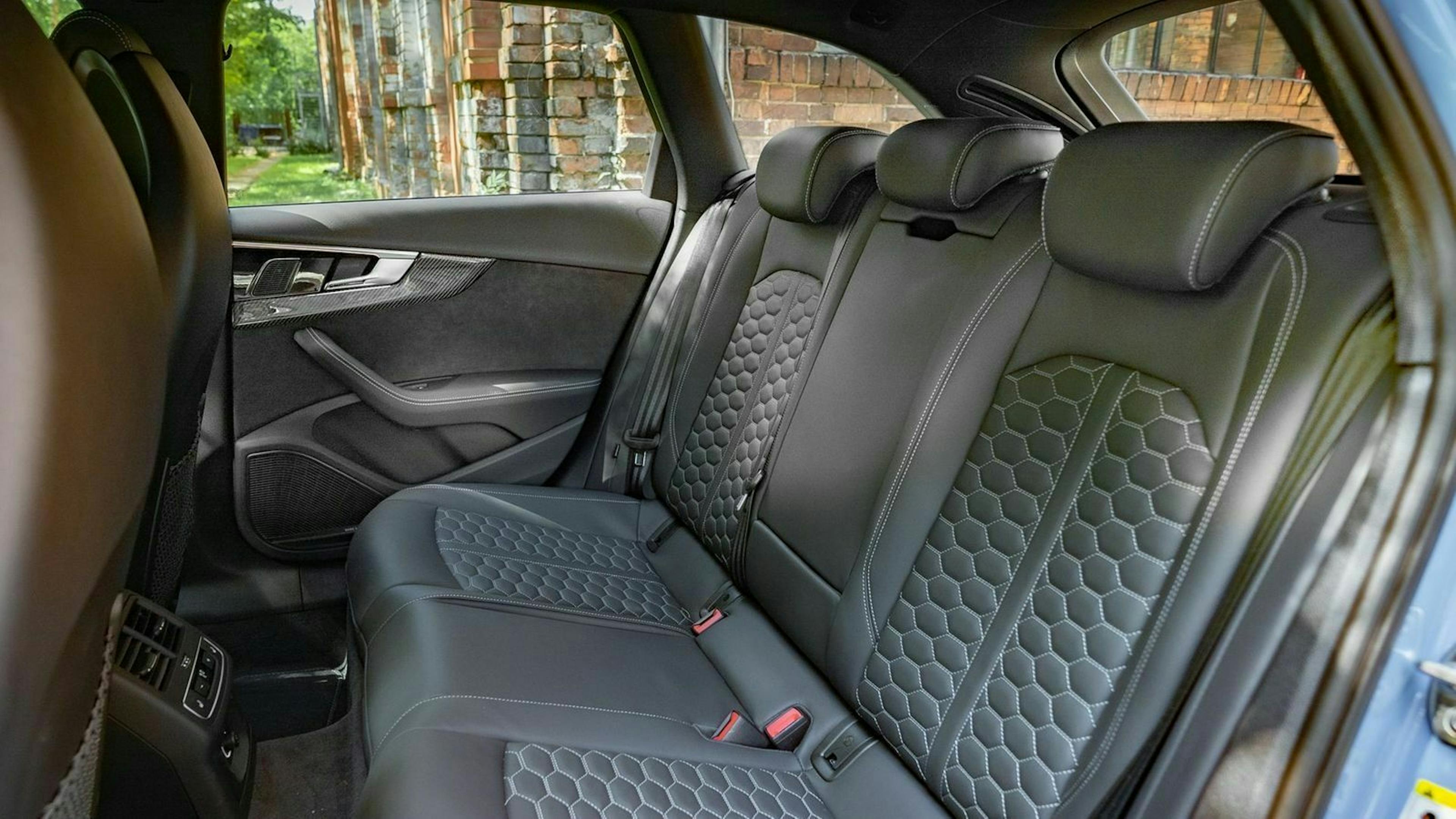 Audi RS4 Rückbank
