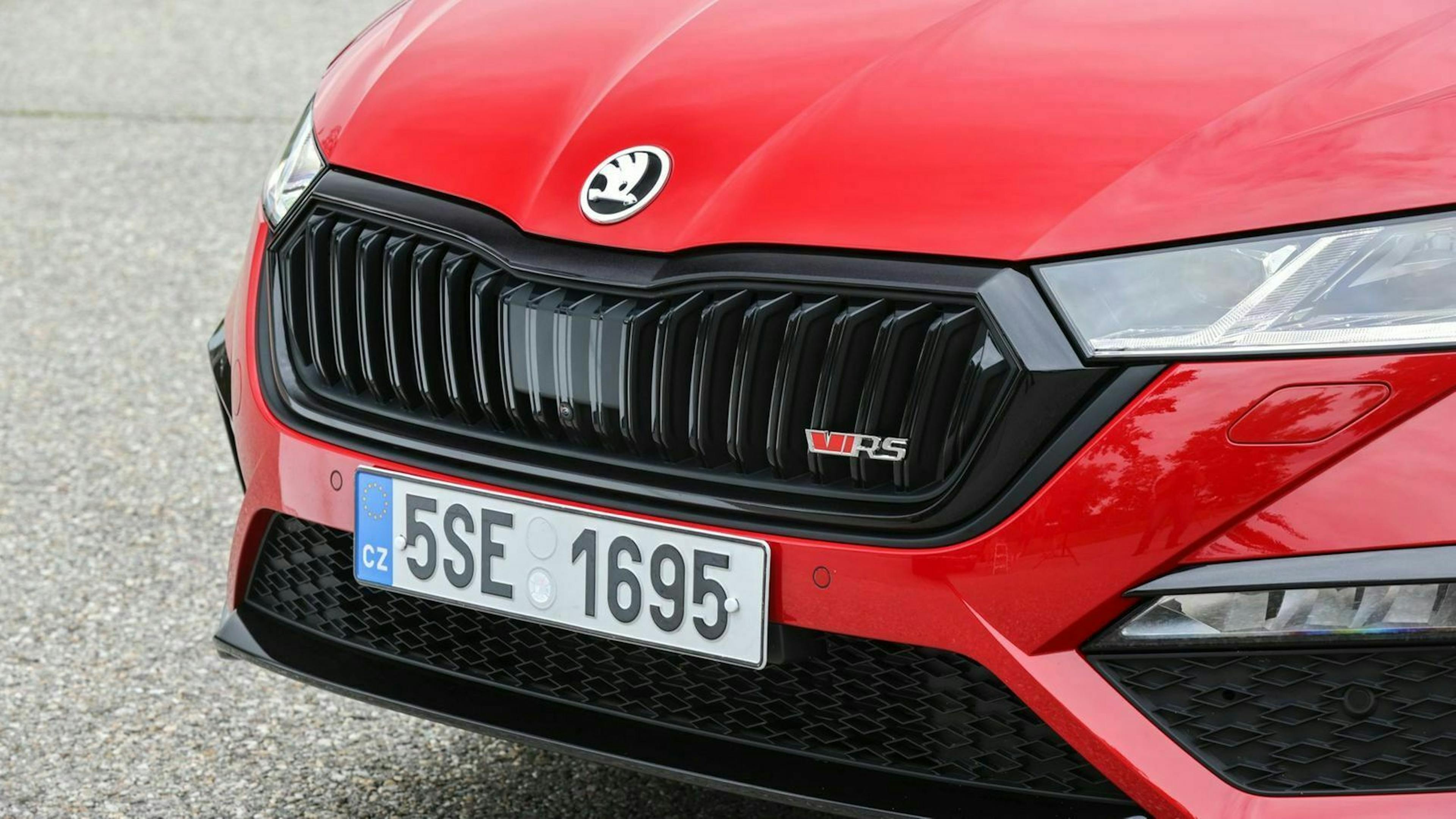 Škoda Octavia RS IV Kombi Kühlergrill