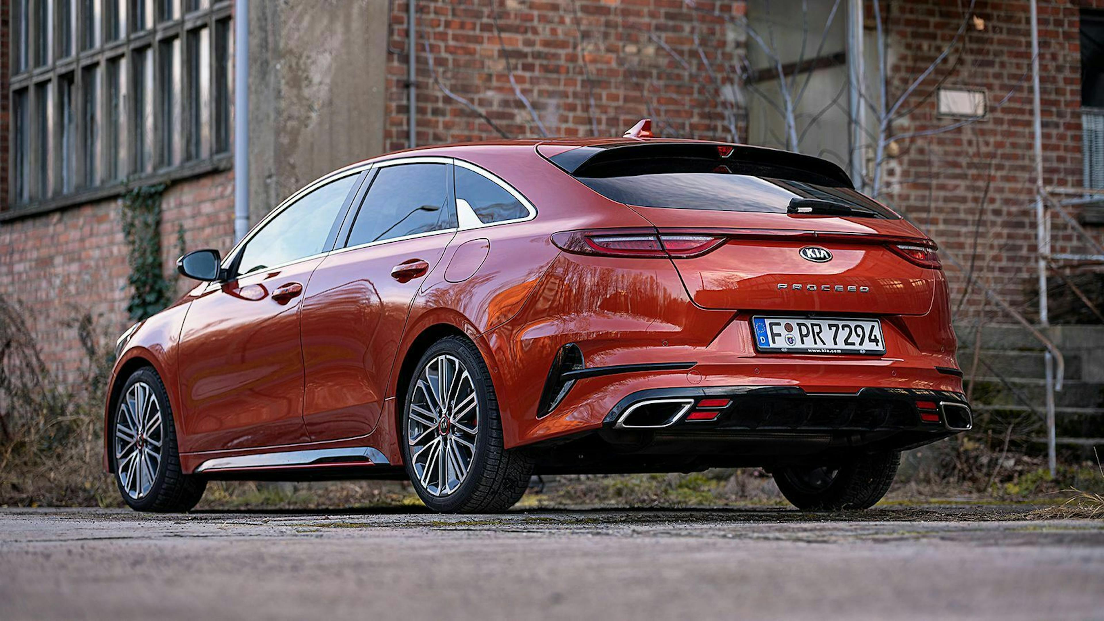 Kia Proceed von Hinten links