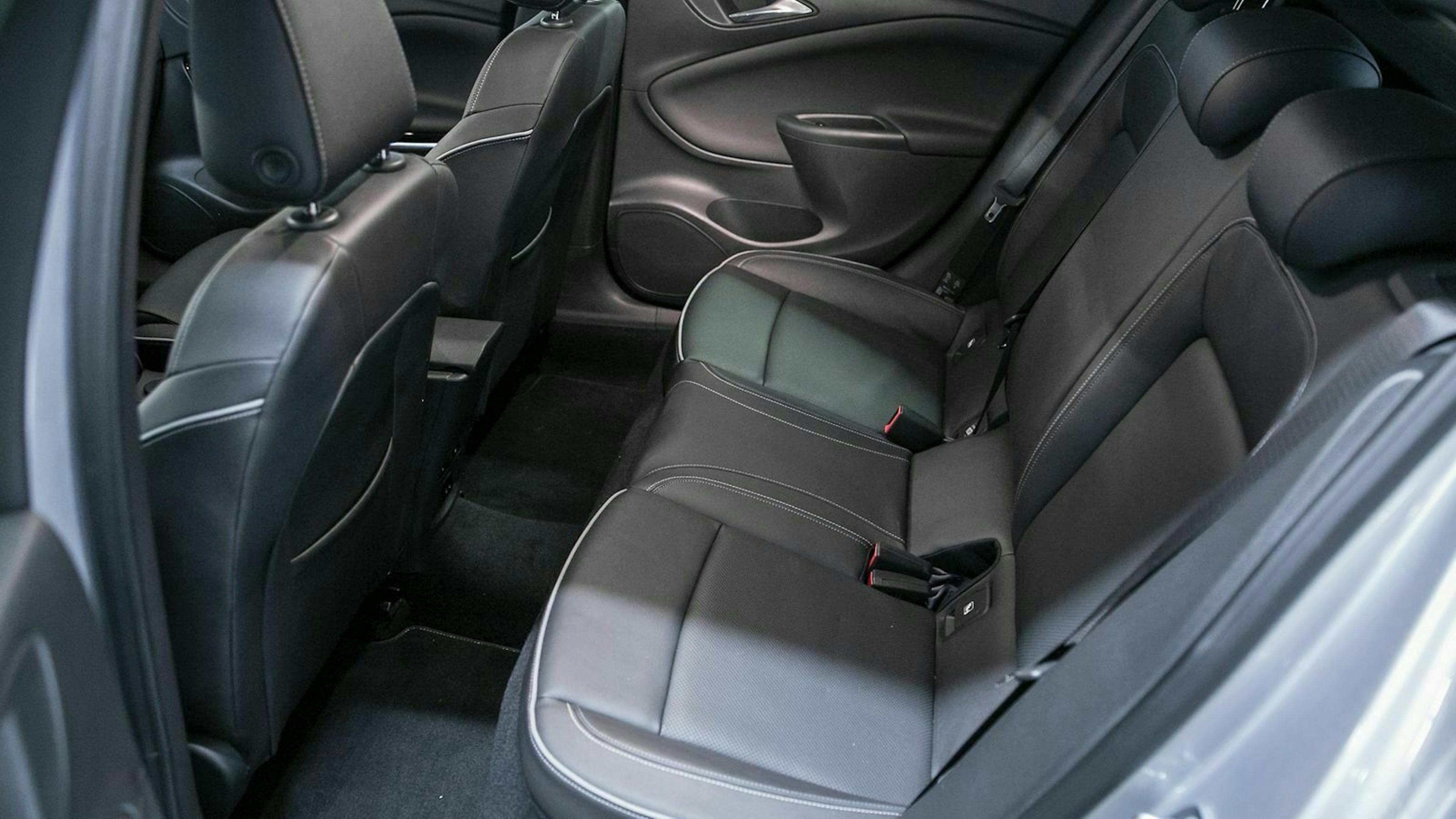 Im Fond sitzen auch Hochgewachsene bequem