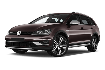 Dunkelroter VW Kombi, seitlich von vorne fotografiert, isoliert auf weißem Hintergrund.