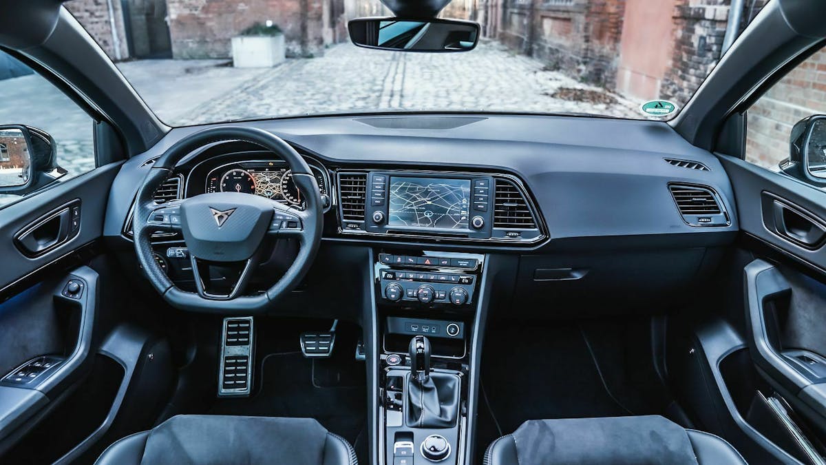 Cockpit-Ansicht des Cupra Ateca