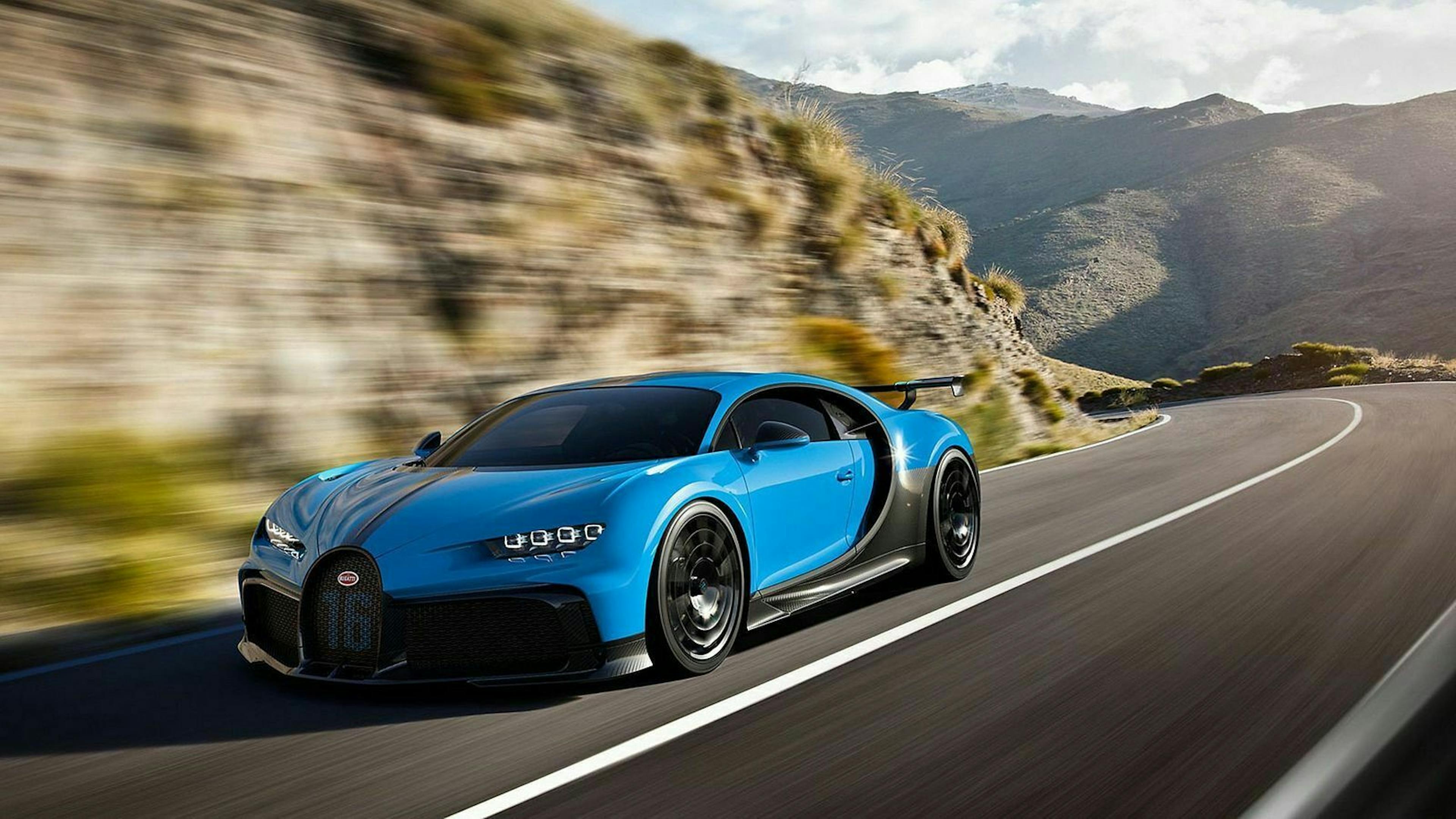 Zu sehen ist der Bugatti Chiron, fahrend