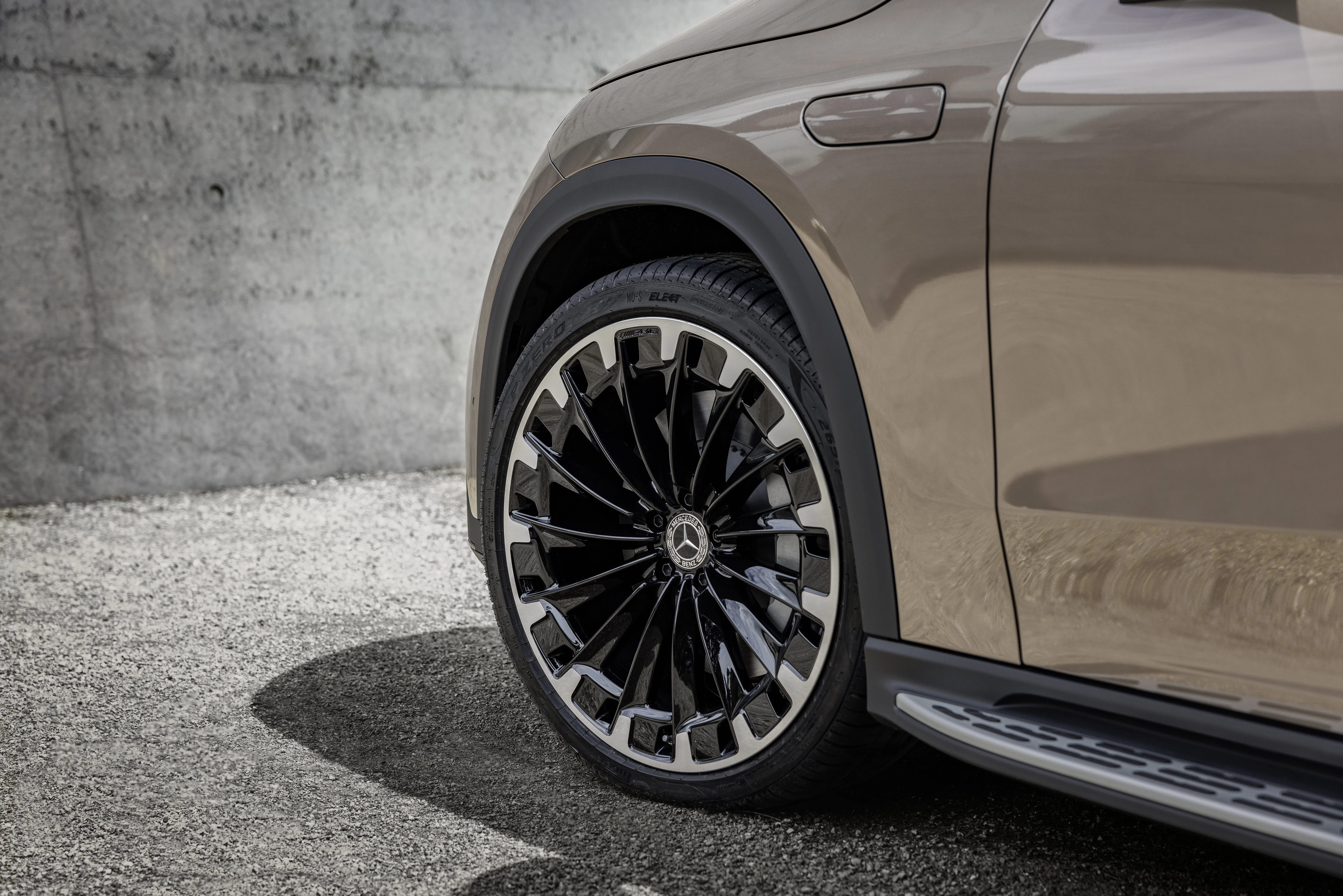 Mercedes EQE SUV Detailansicht Felge
