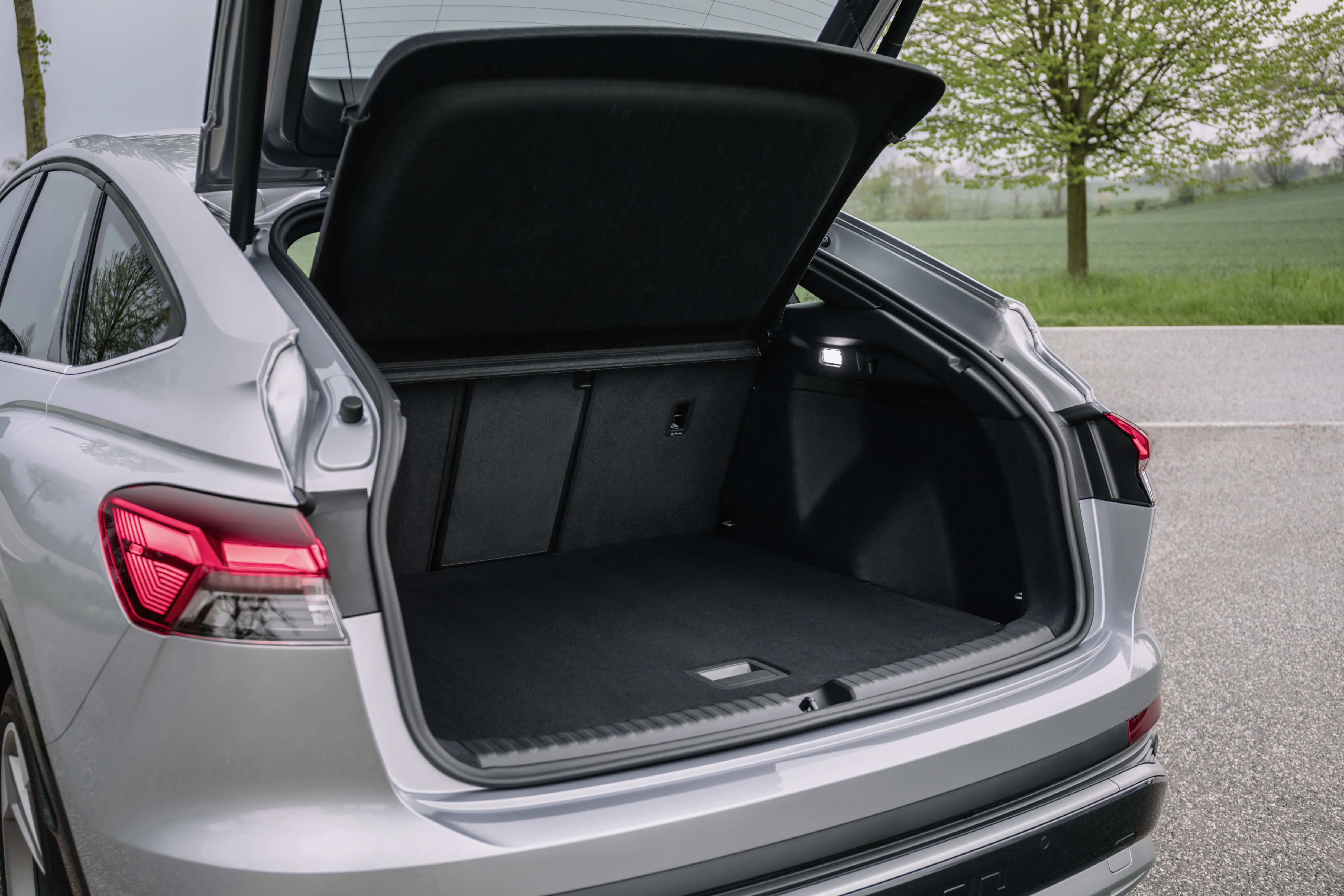 Audi Q4 e-tron offener Kofferraum 