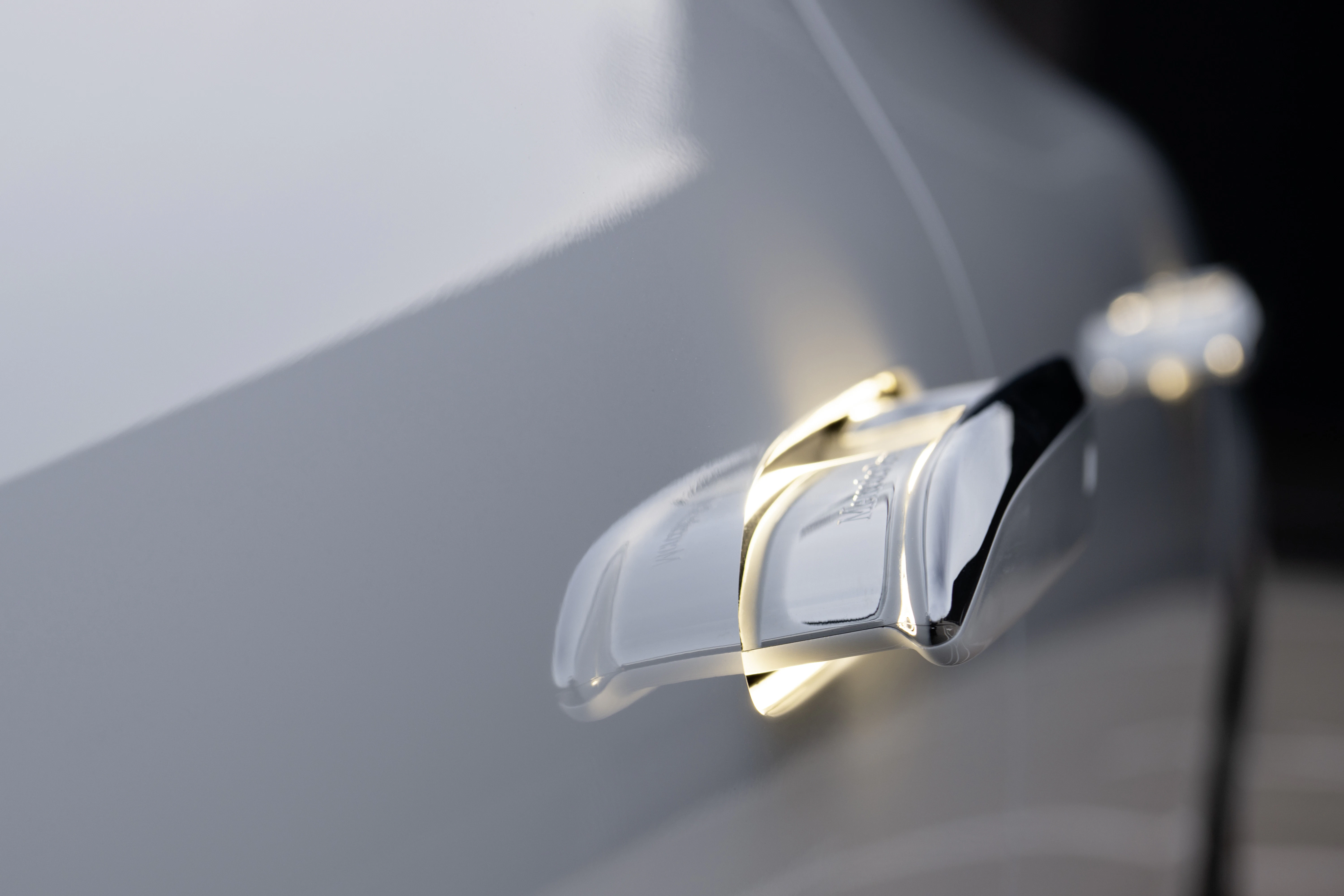 Mercedes EQE Limousine Detailansicht Tür