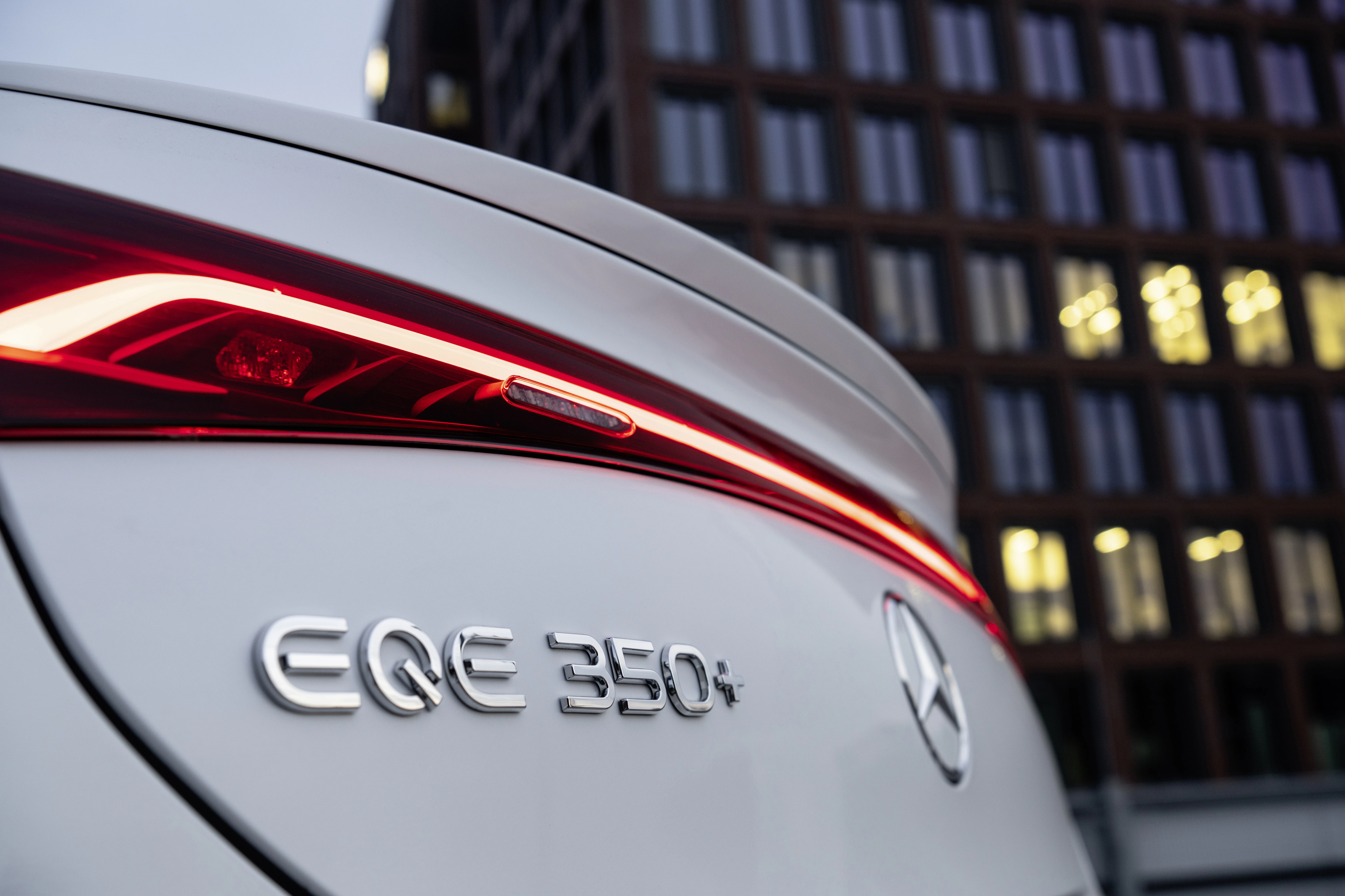 Mercedes EQE Limousine Außenansicht Heck