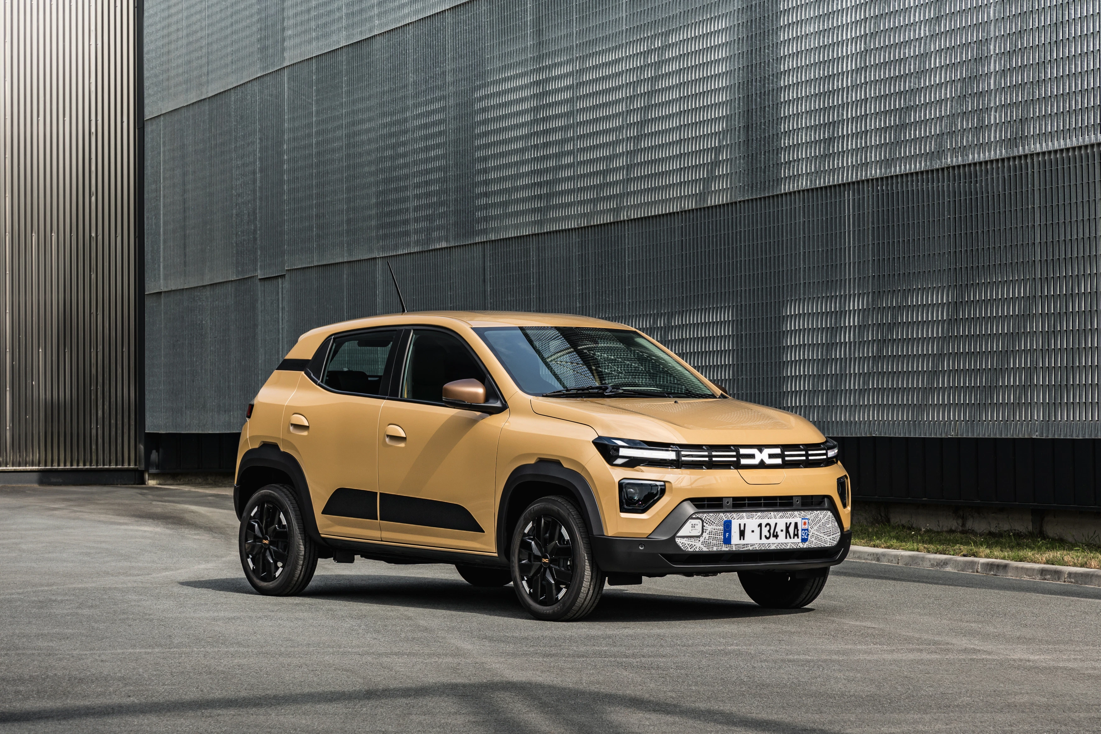 Aussenansicht Dacia Spring Front