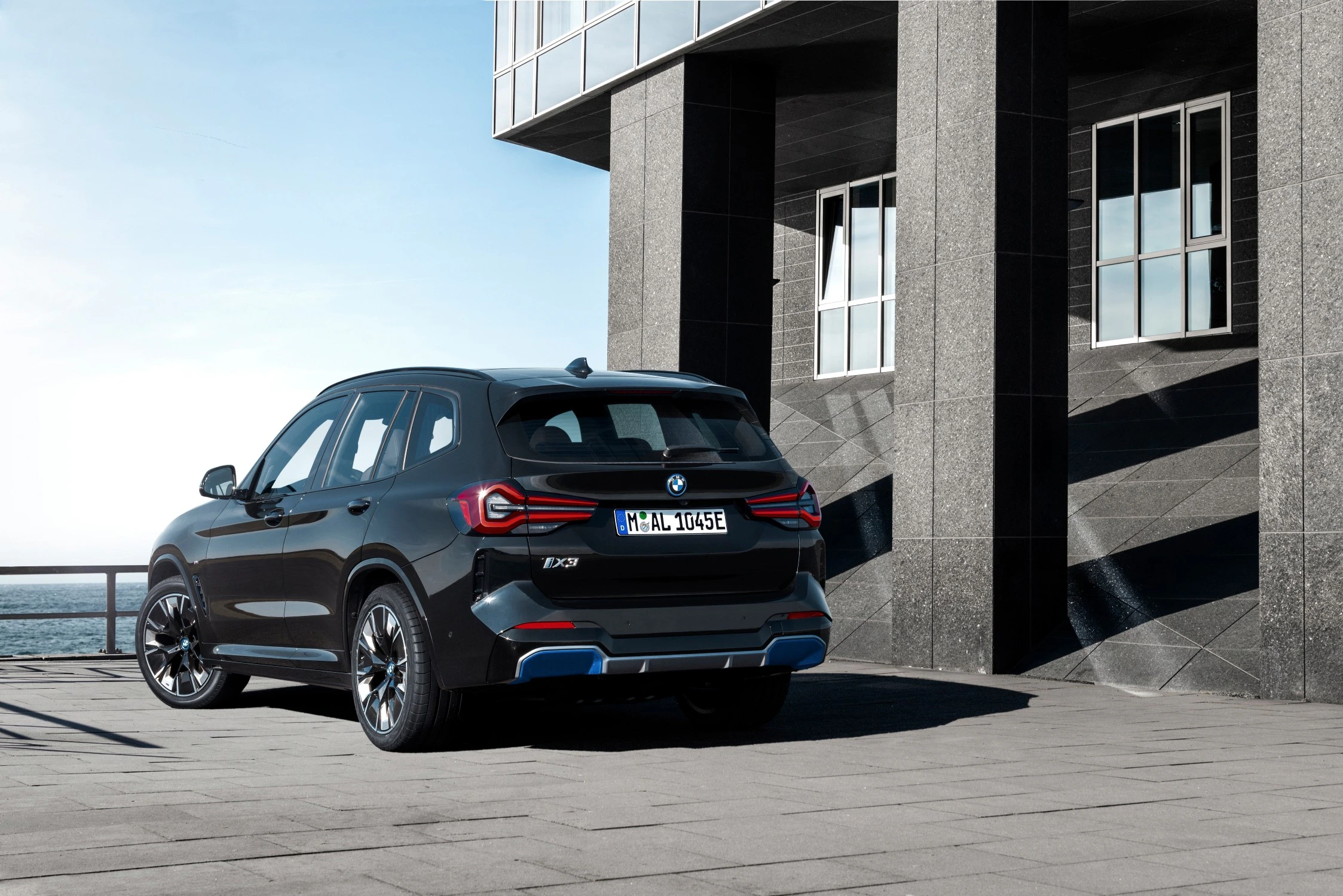 BMW iX3 Heck Statisch
