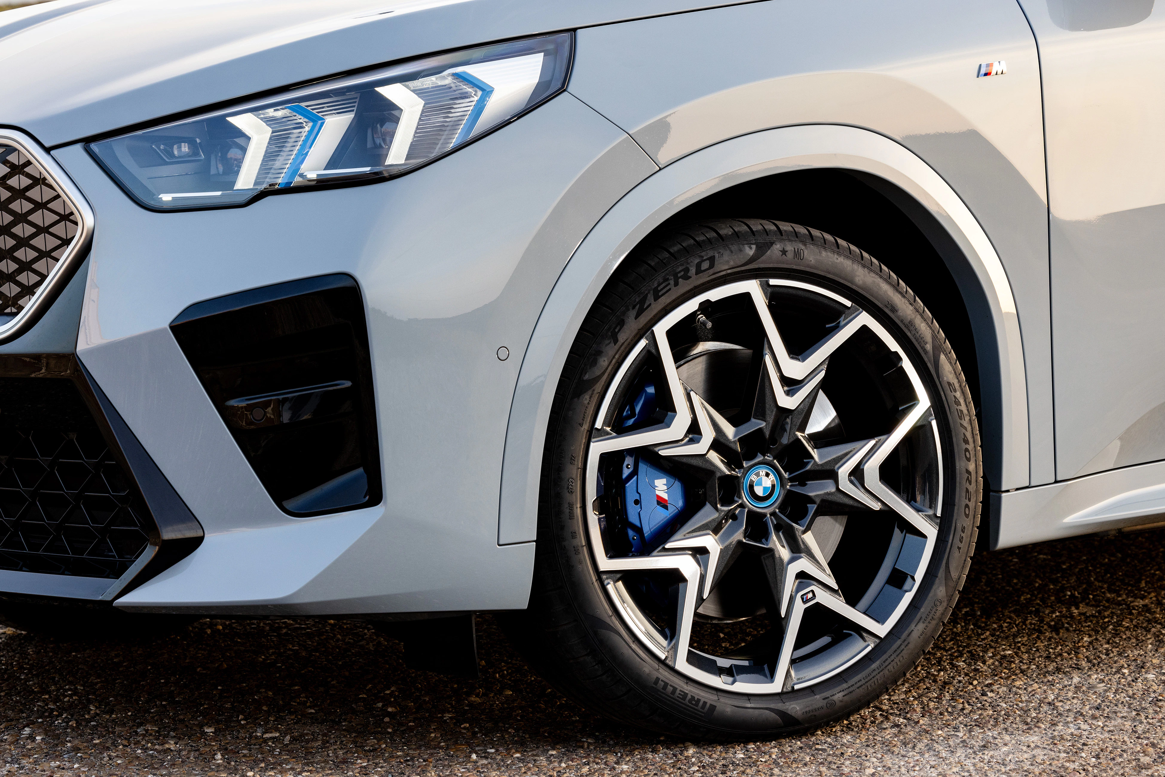 BMW iX2 Felge Detail