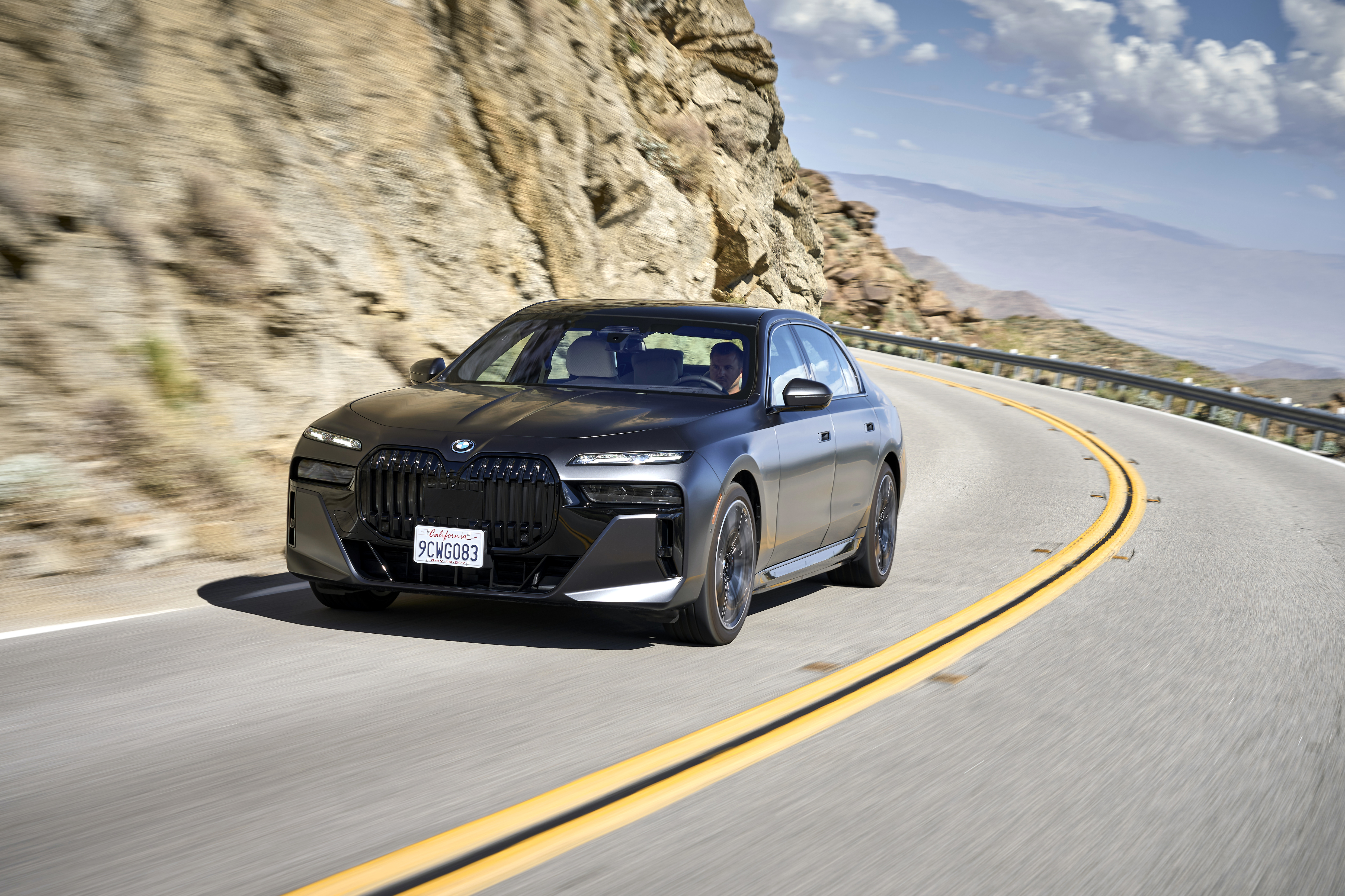 BMW i7 Dynamisch Front