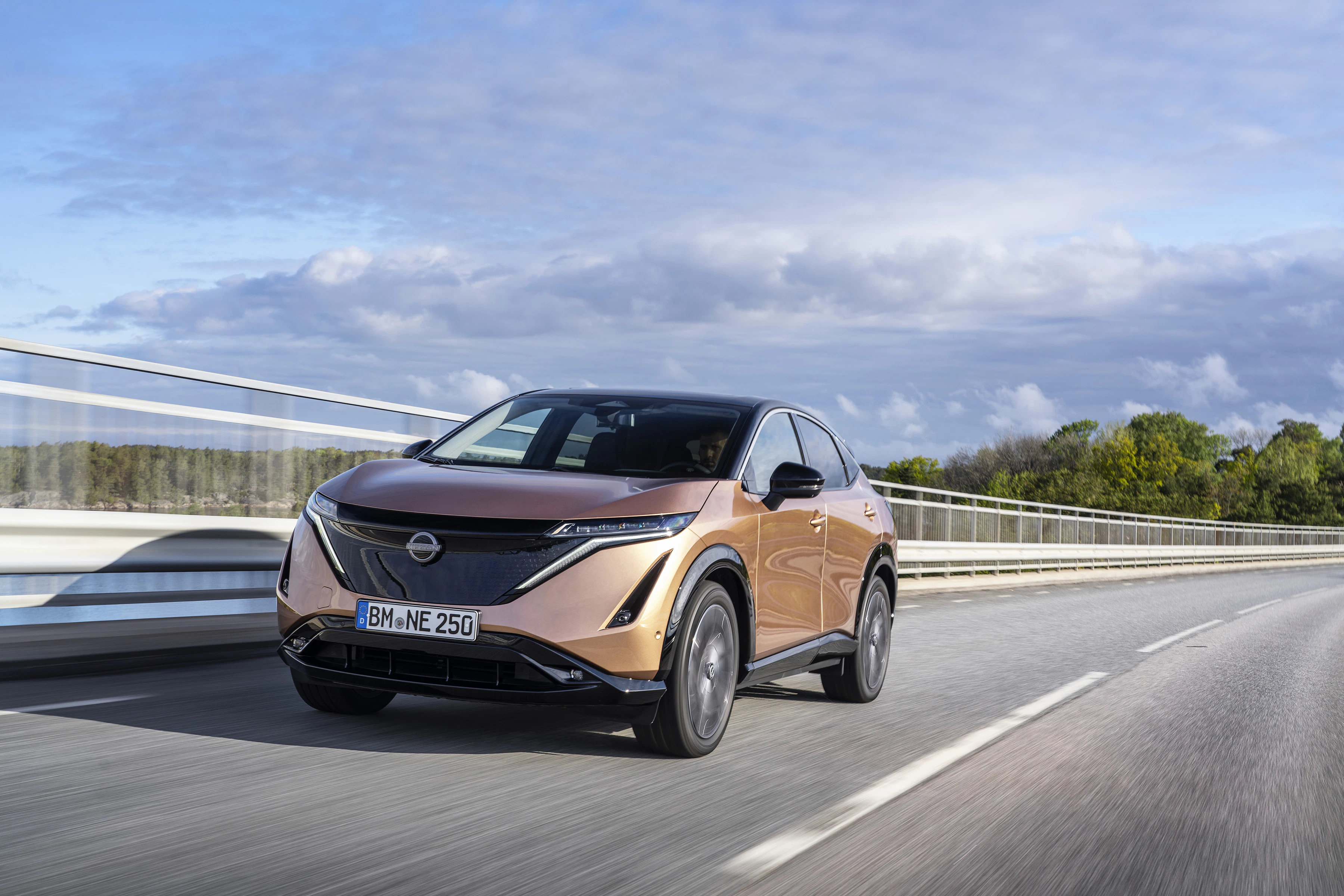 Nissan Ariya Front dynamisch