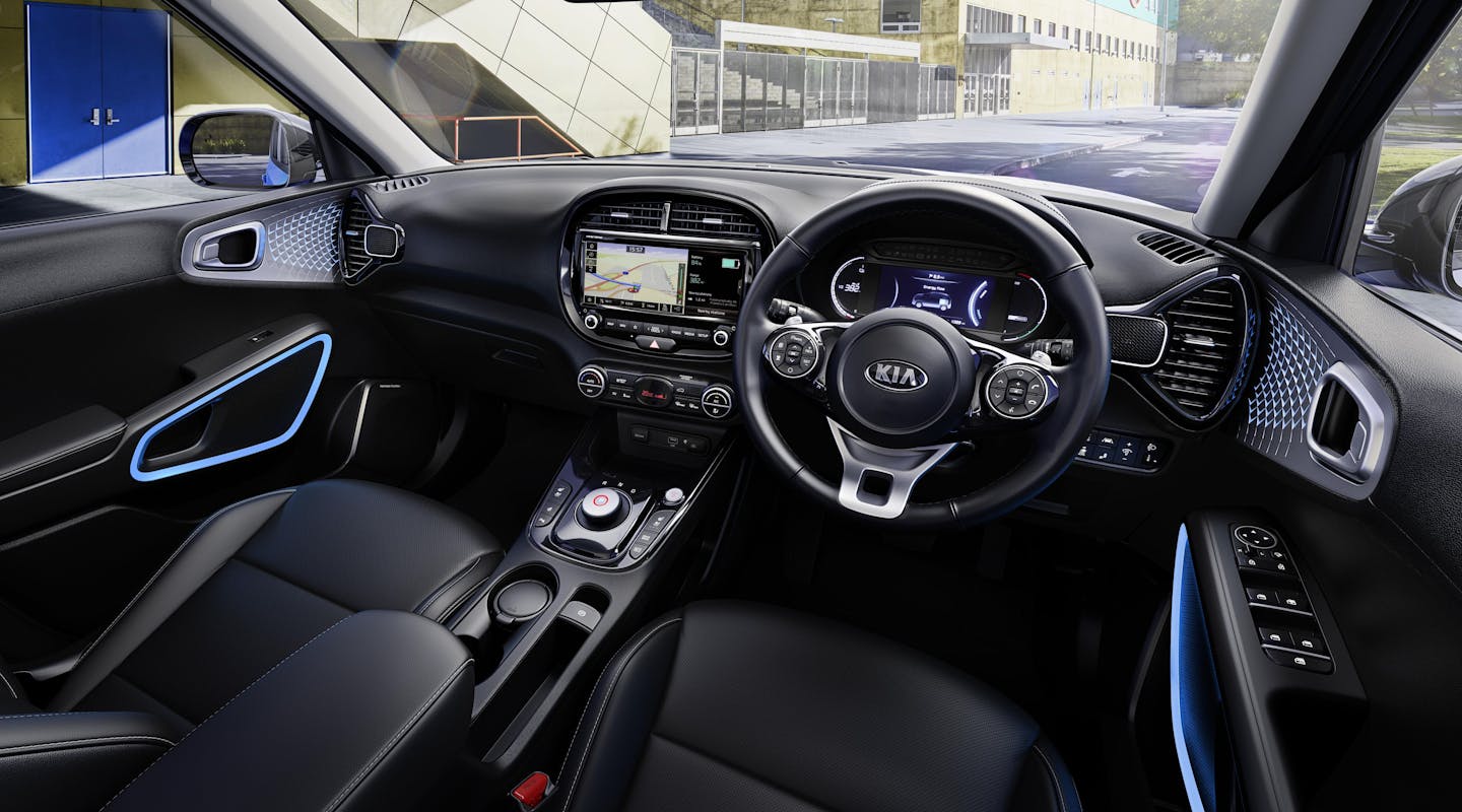 Kia e-Soul Armarurenbrett und Lenkrad