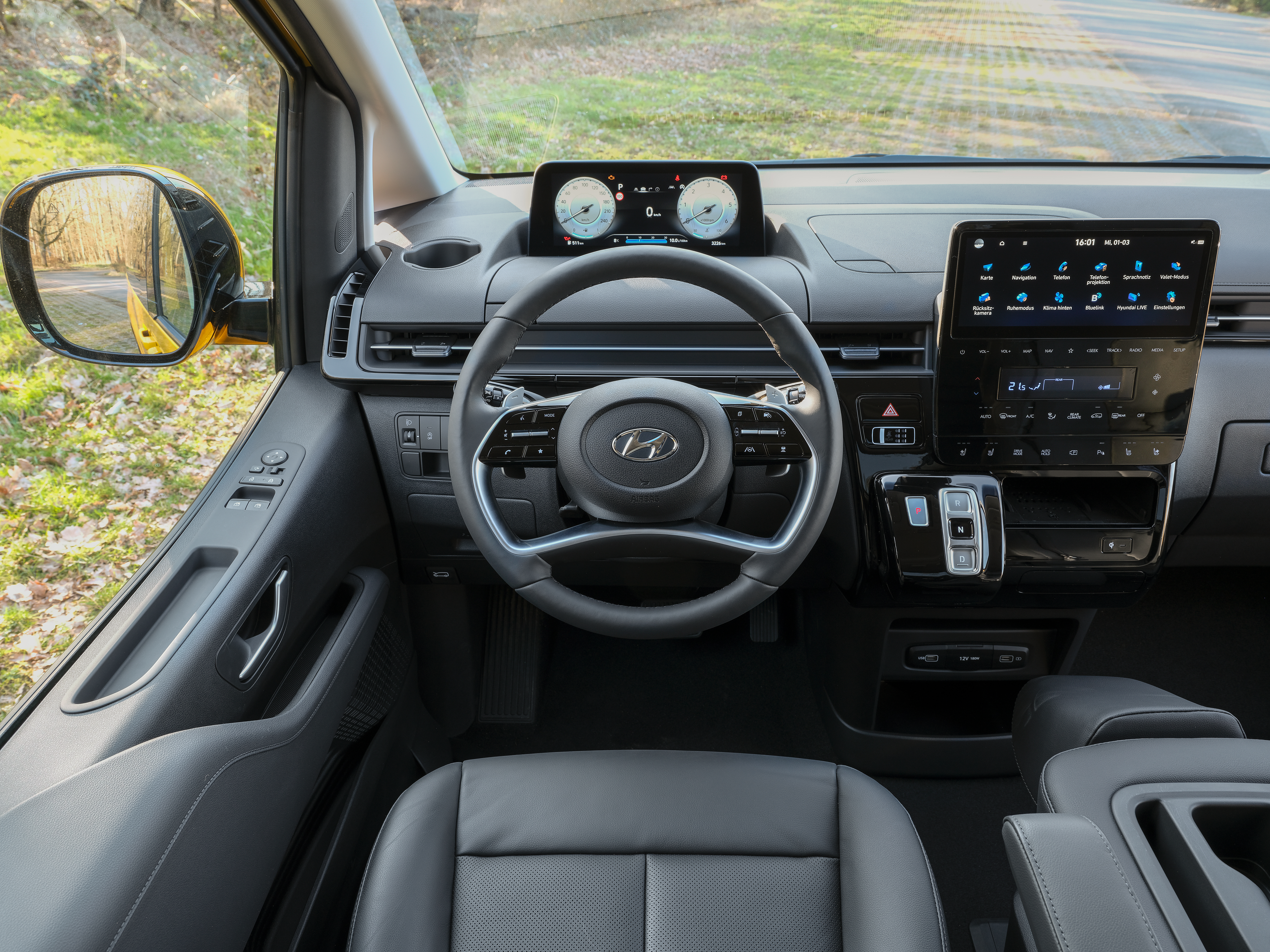 Lenkrad des Hyundai Staria 