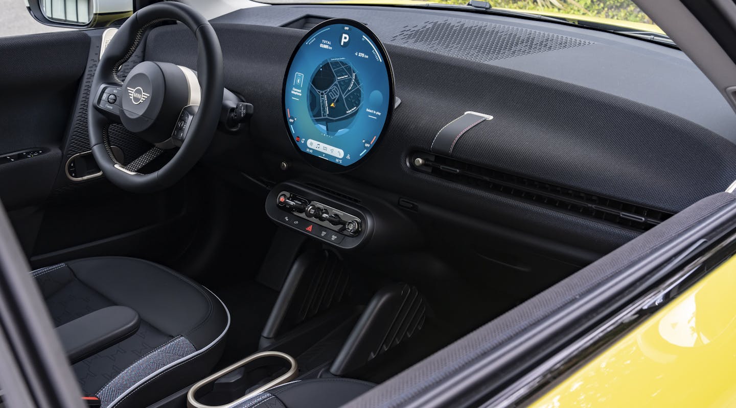 Armaturenbrett des Mini Cooper Electric