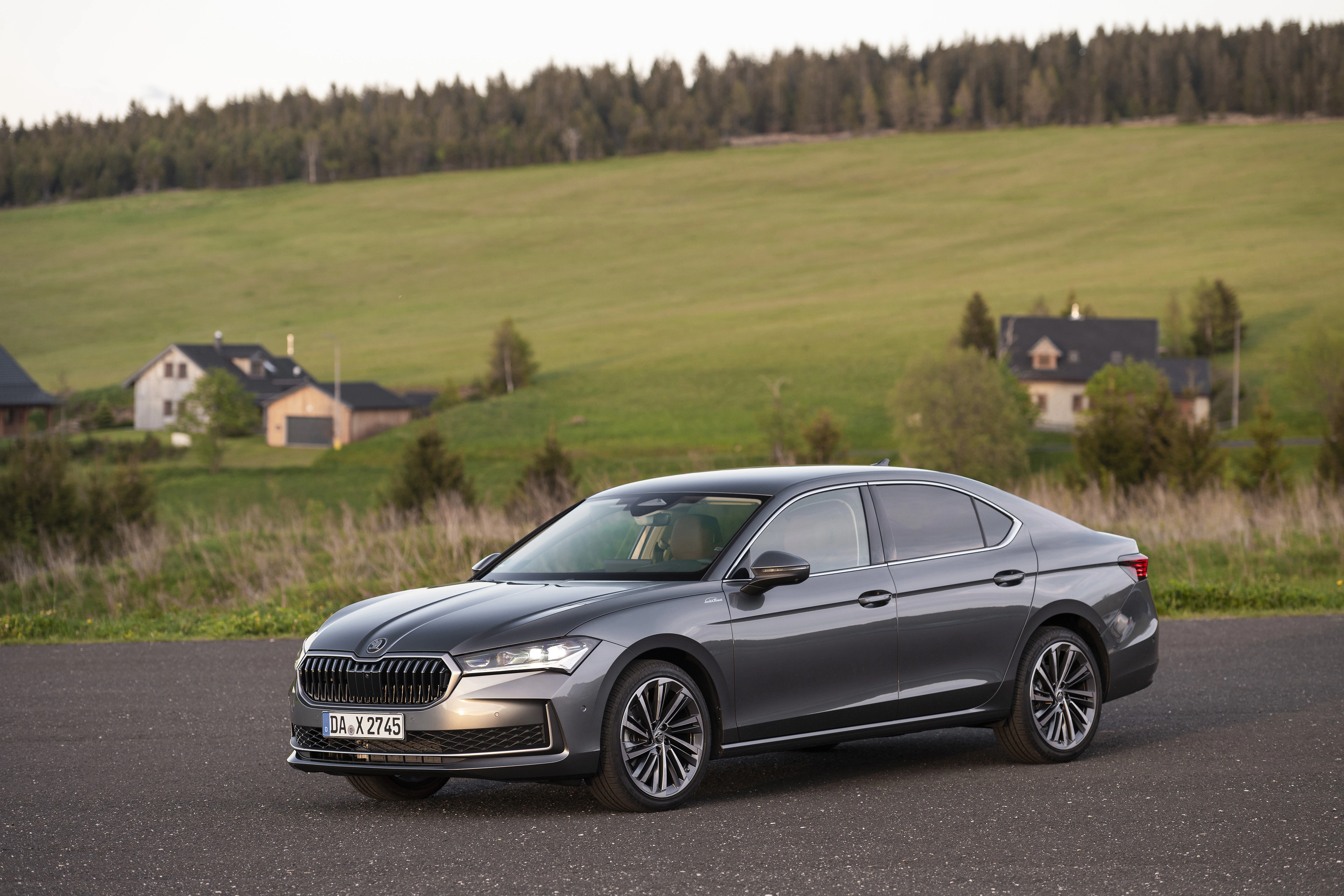 Škoda Superb statisch Front