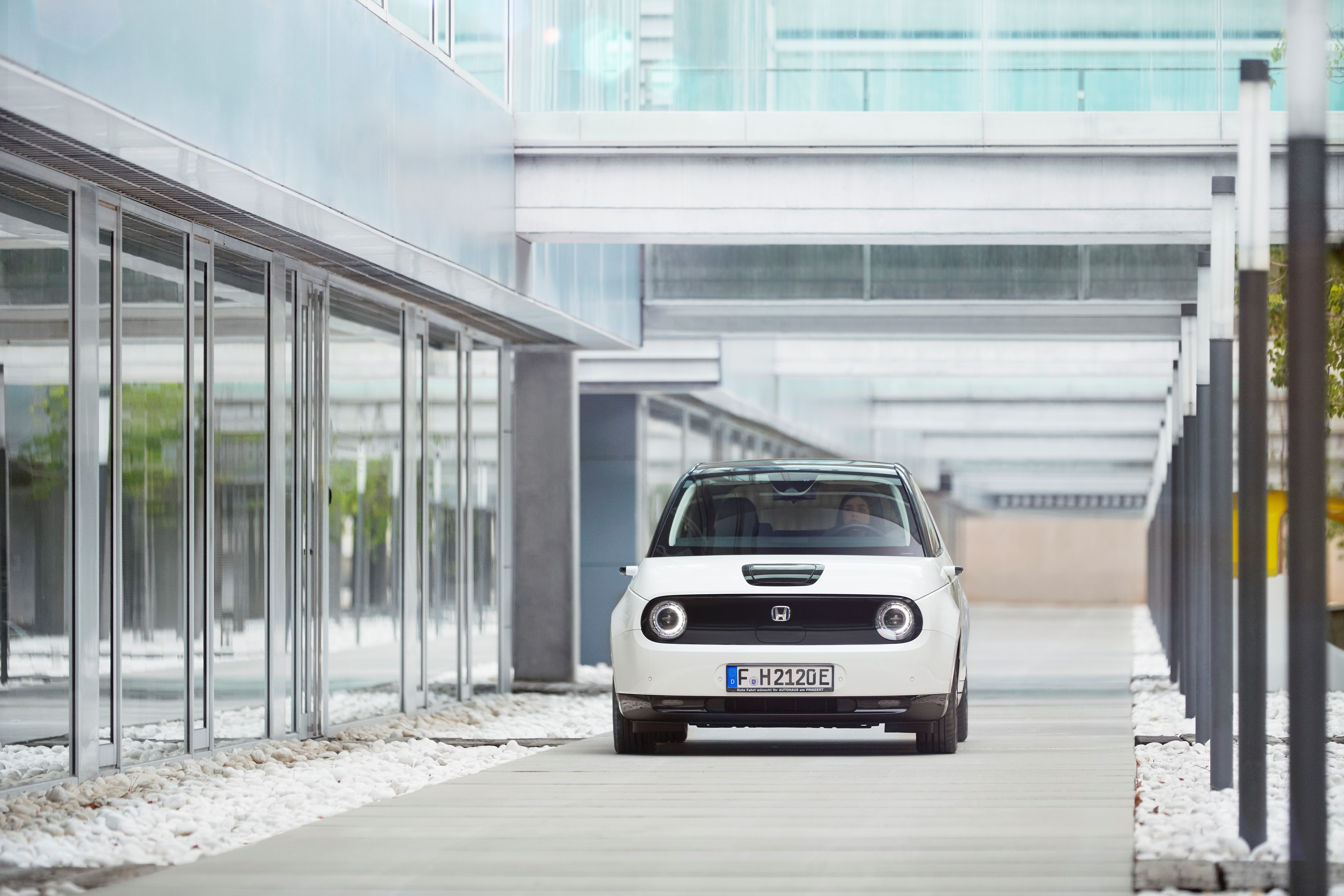 Honda e statisch Front