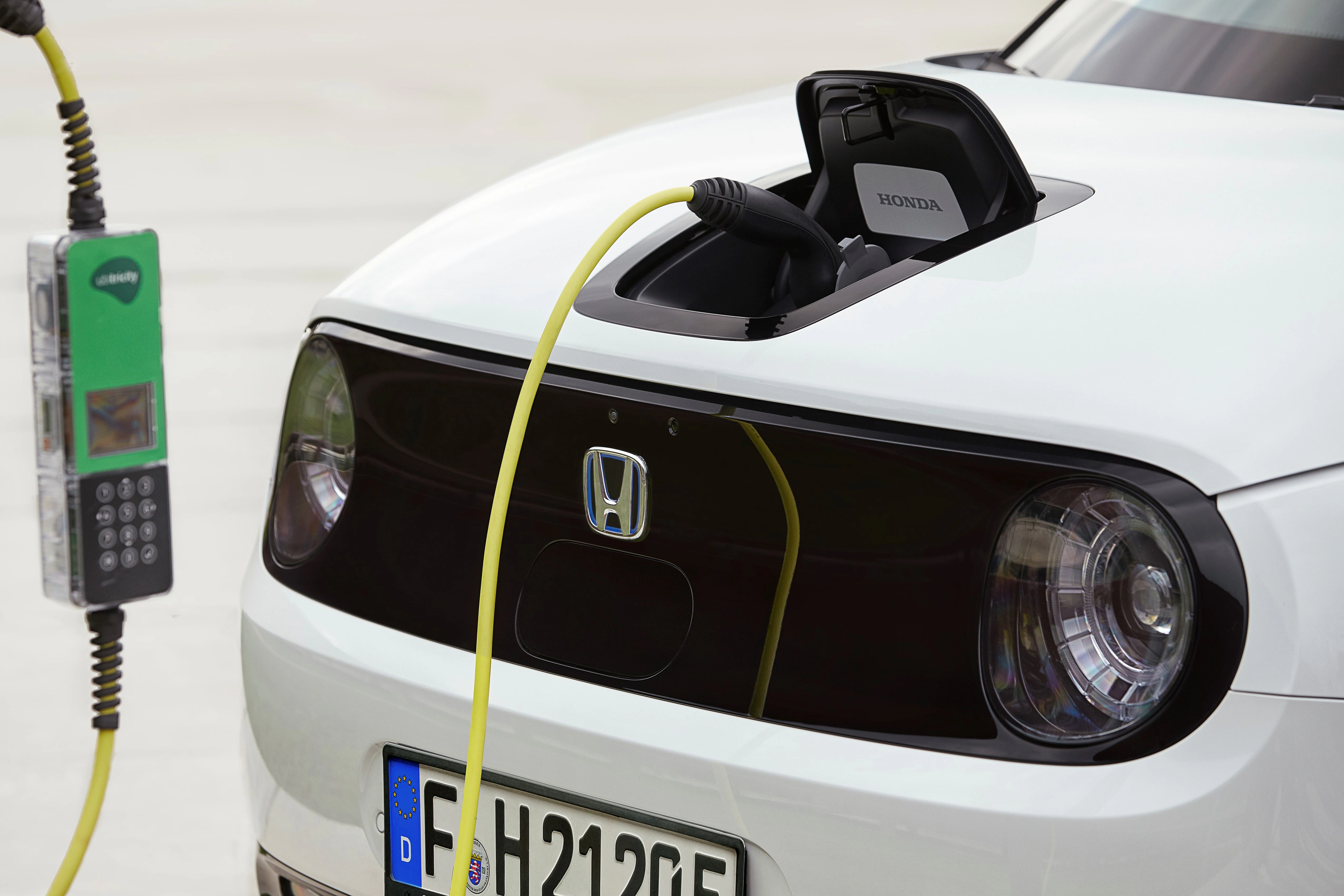 Honda e Detail Ladeanschluss