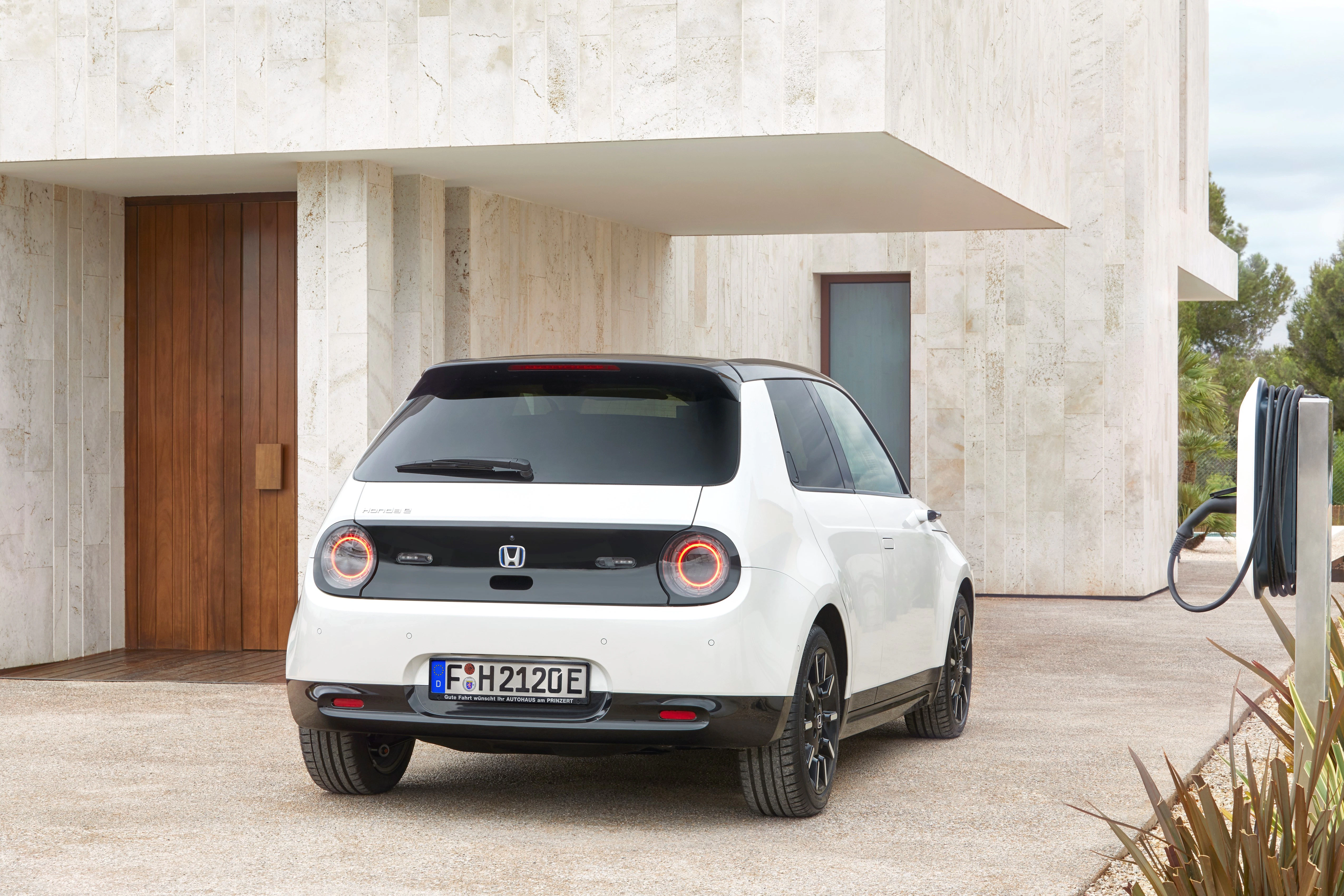 Honda e statisch Heck