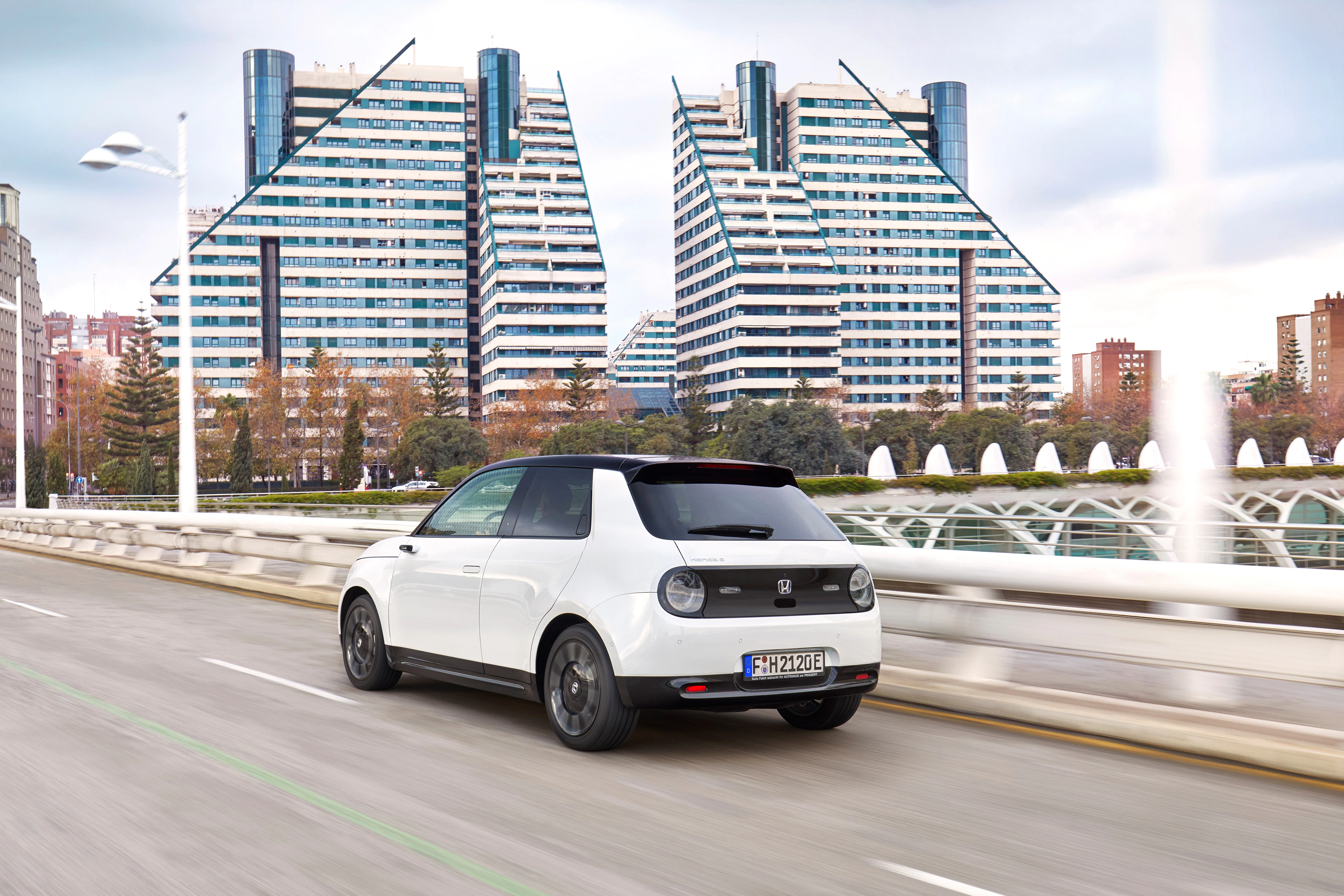 Honda e dynamisch Heck
