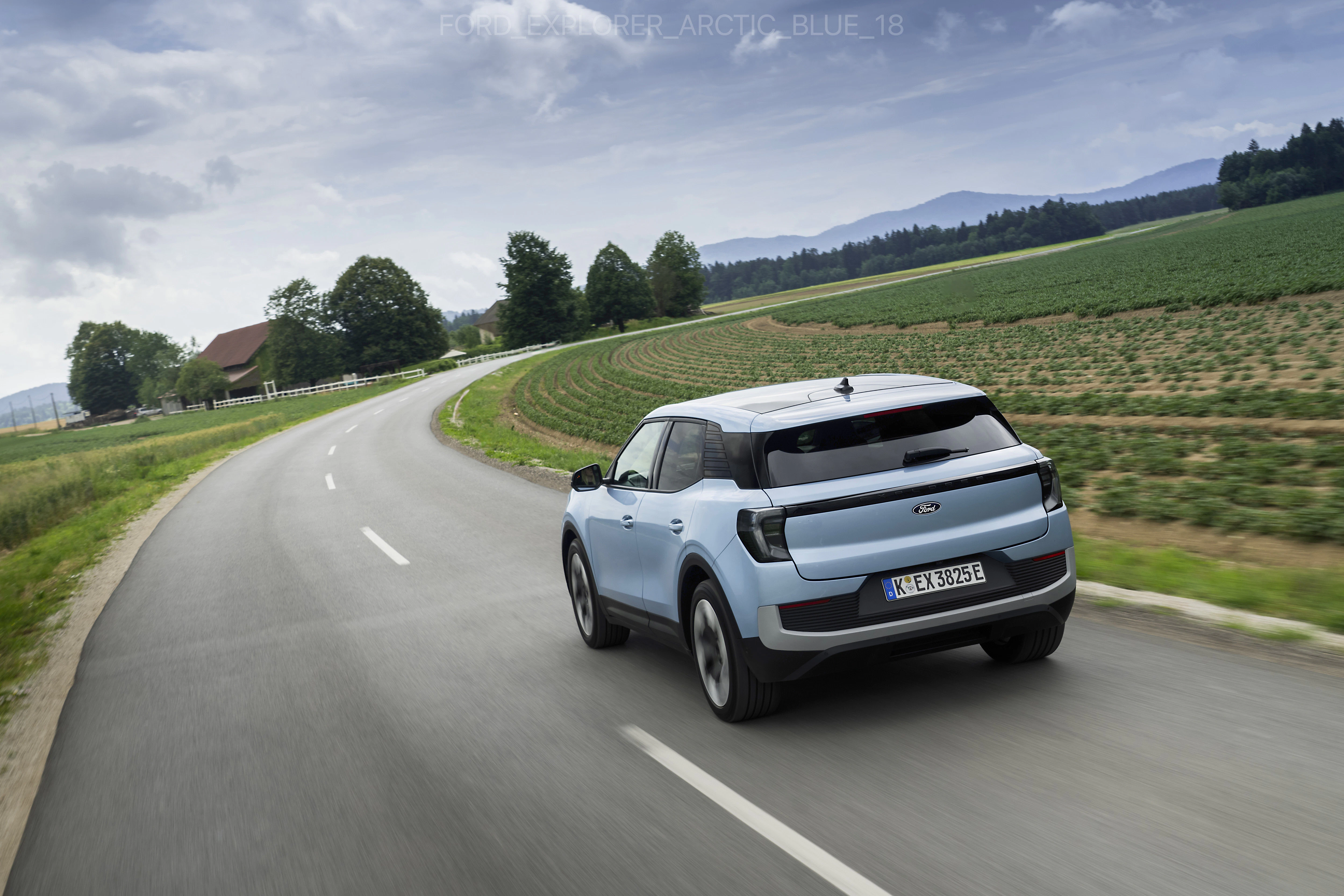 Ford Explorer EV dynamisch Heck