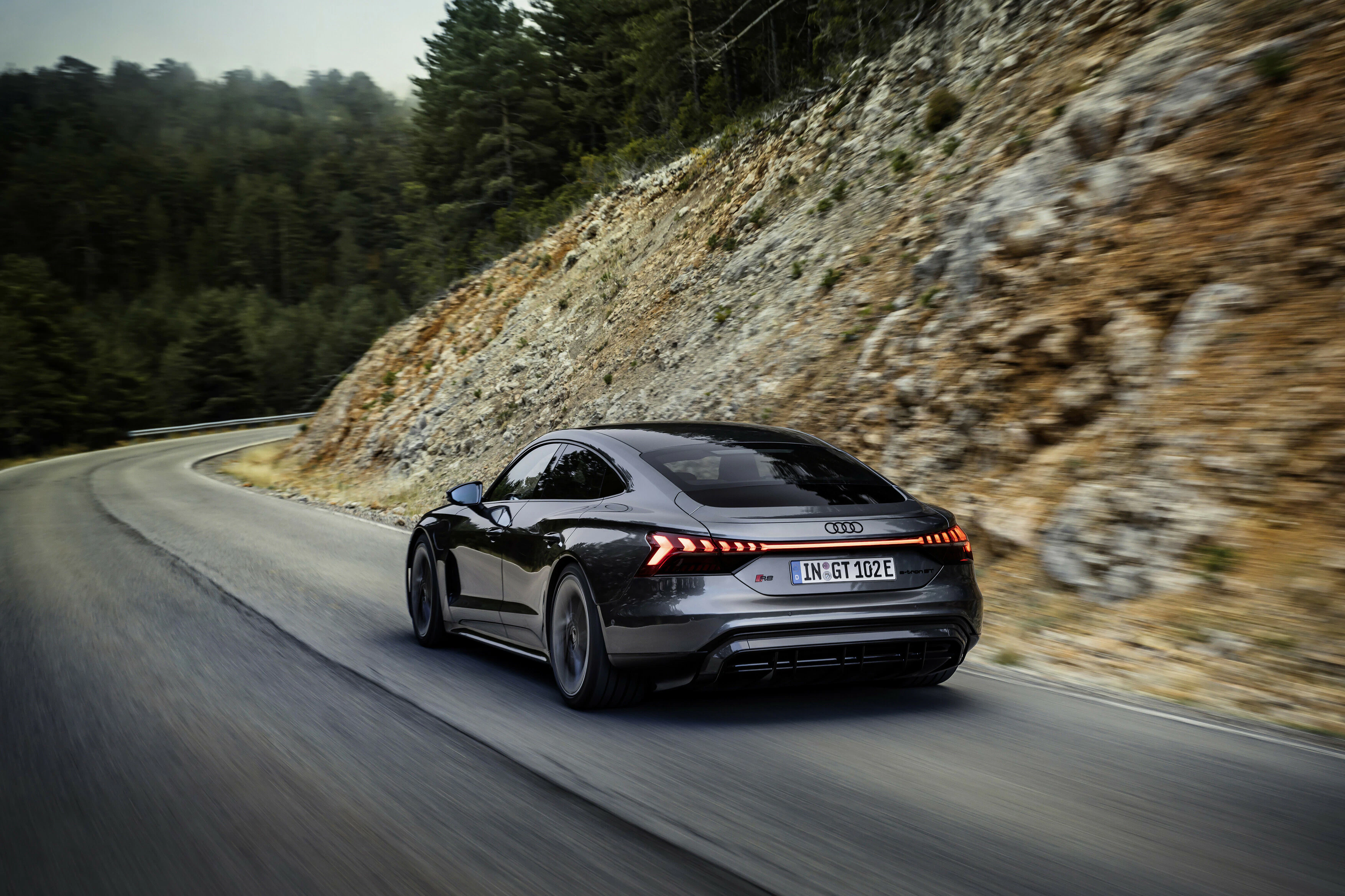 Audi e-tron GT dynamisch Heck