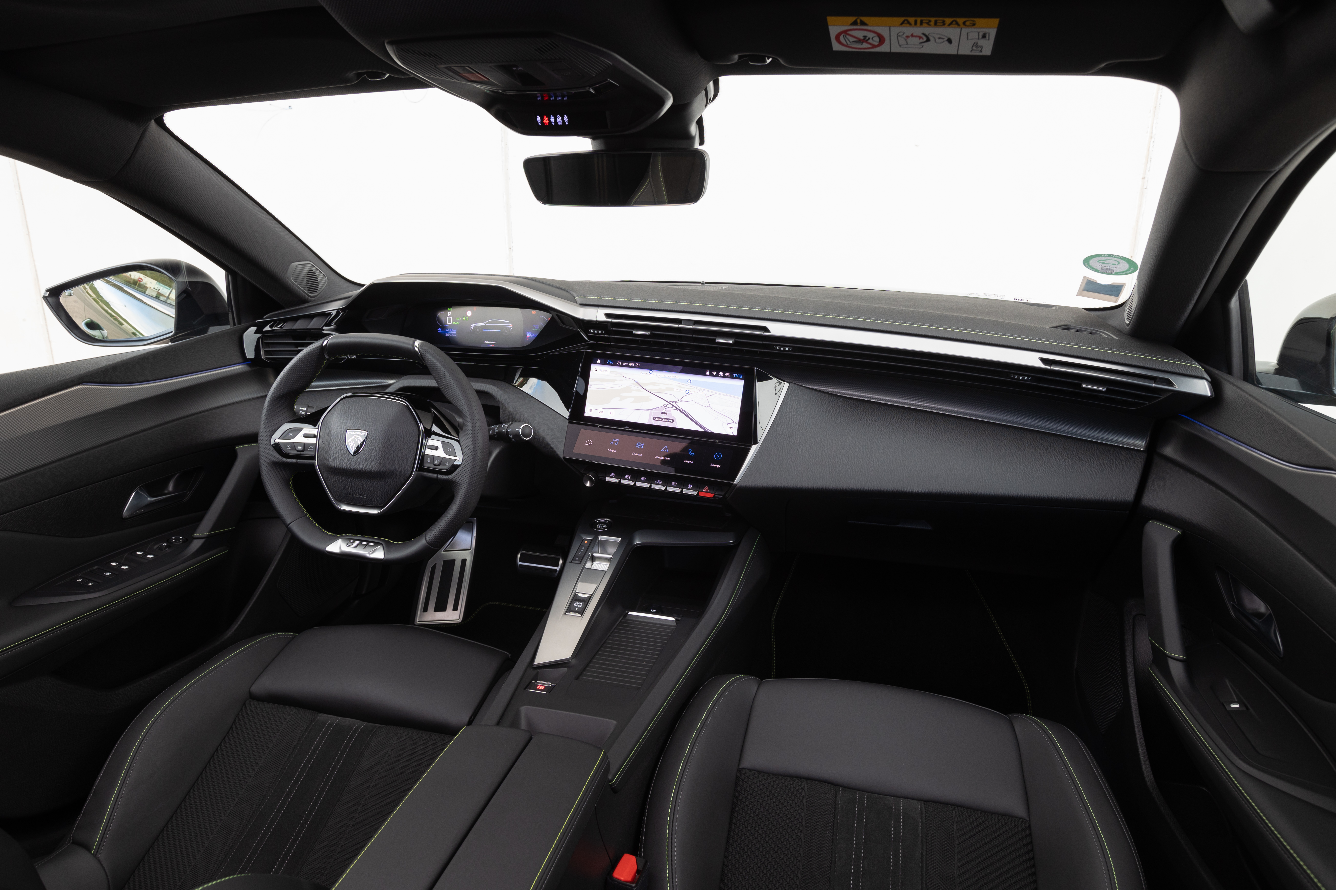 Innenraum des Peugeot e-308 