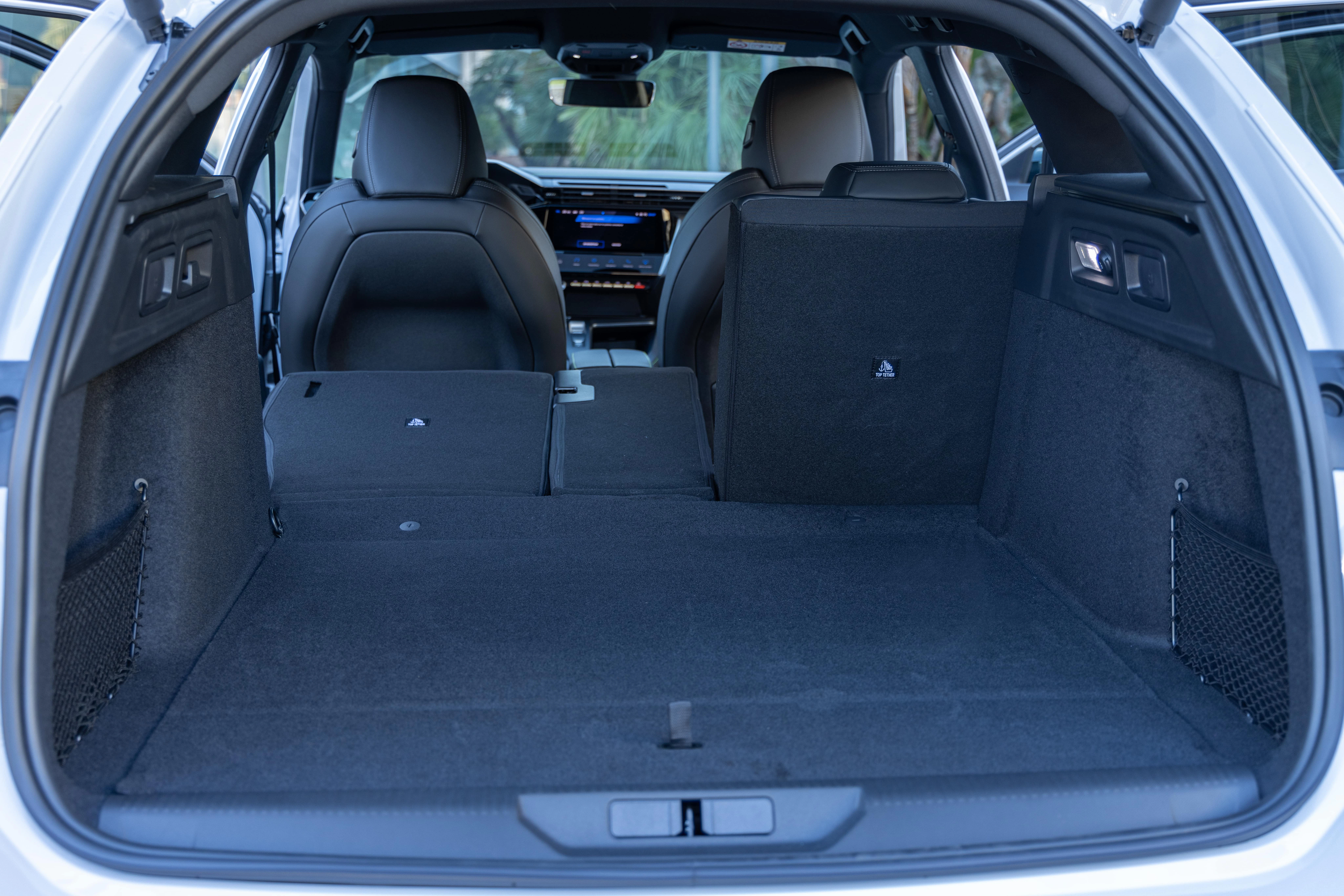 Peugeot e-308 SW Kofferraum Detail