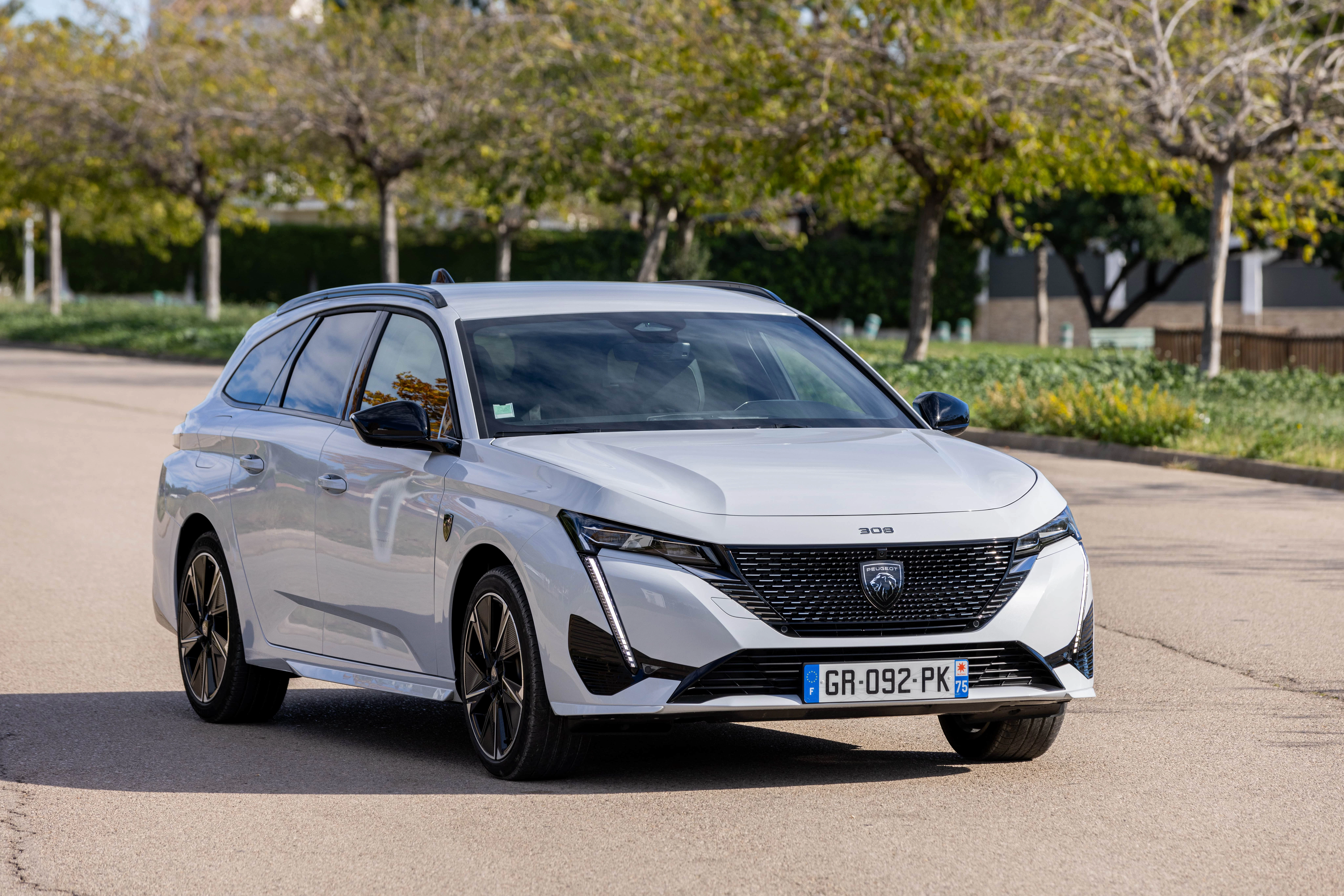 Peugeot e-308 SW statisch Front