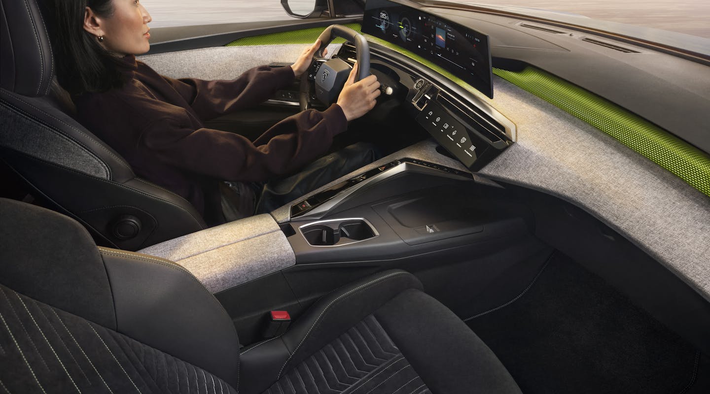 Peugeot e-5008 Interieur