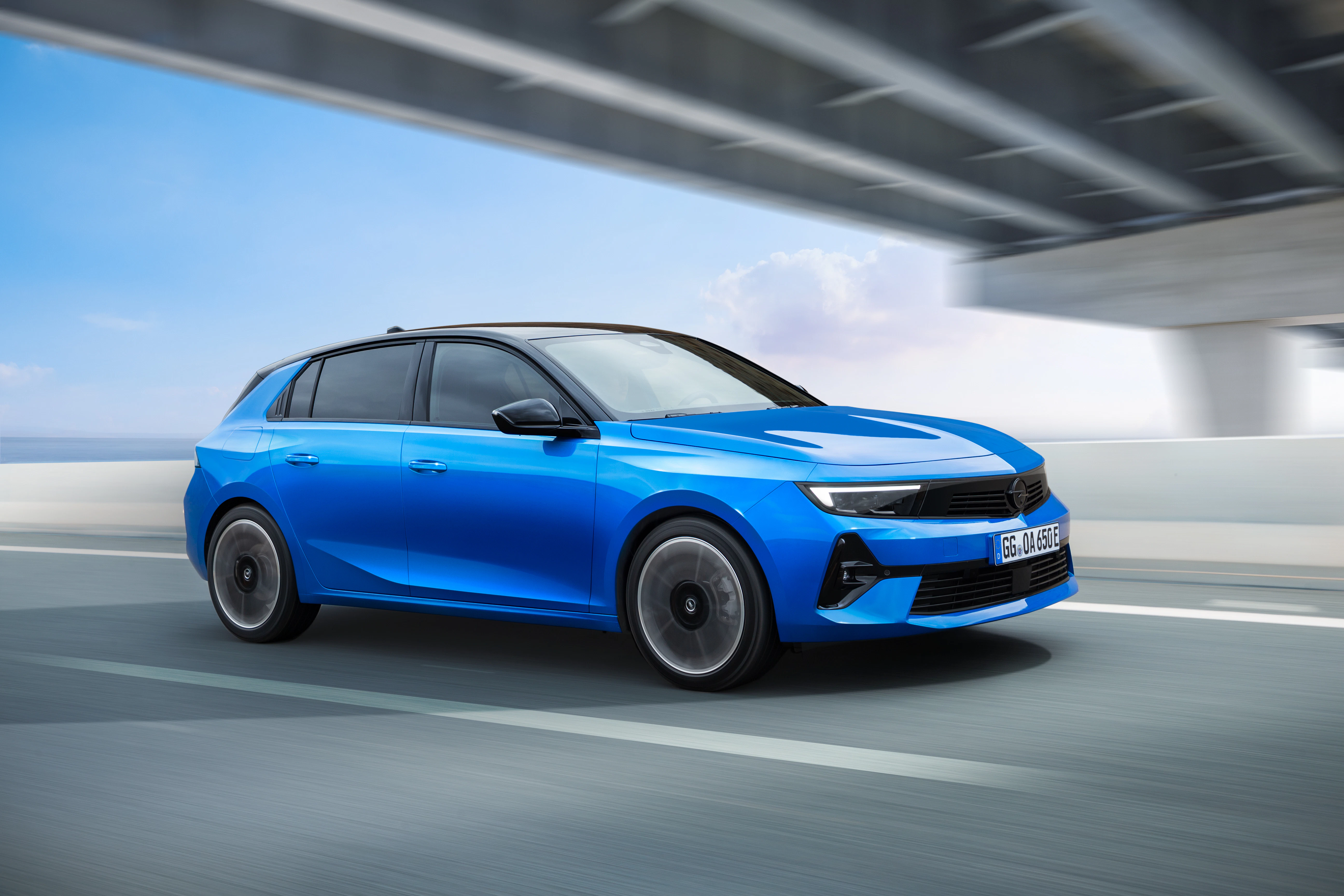 Opel Astra Electric dynamisch Front